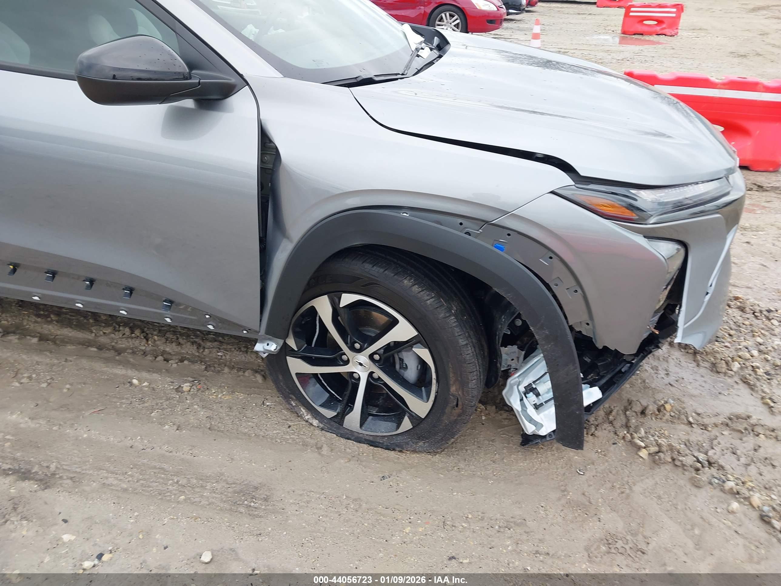 CHEVROLET TRAX image 6