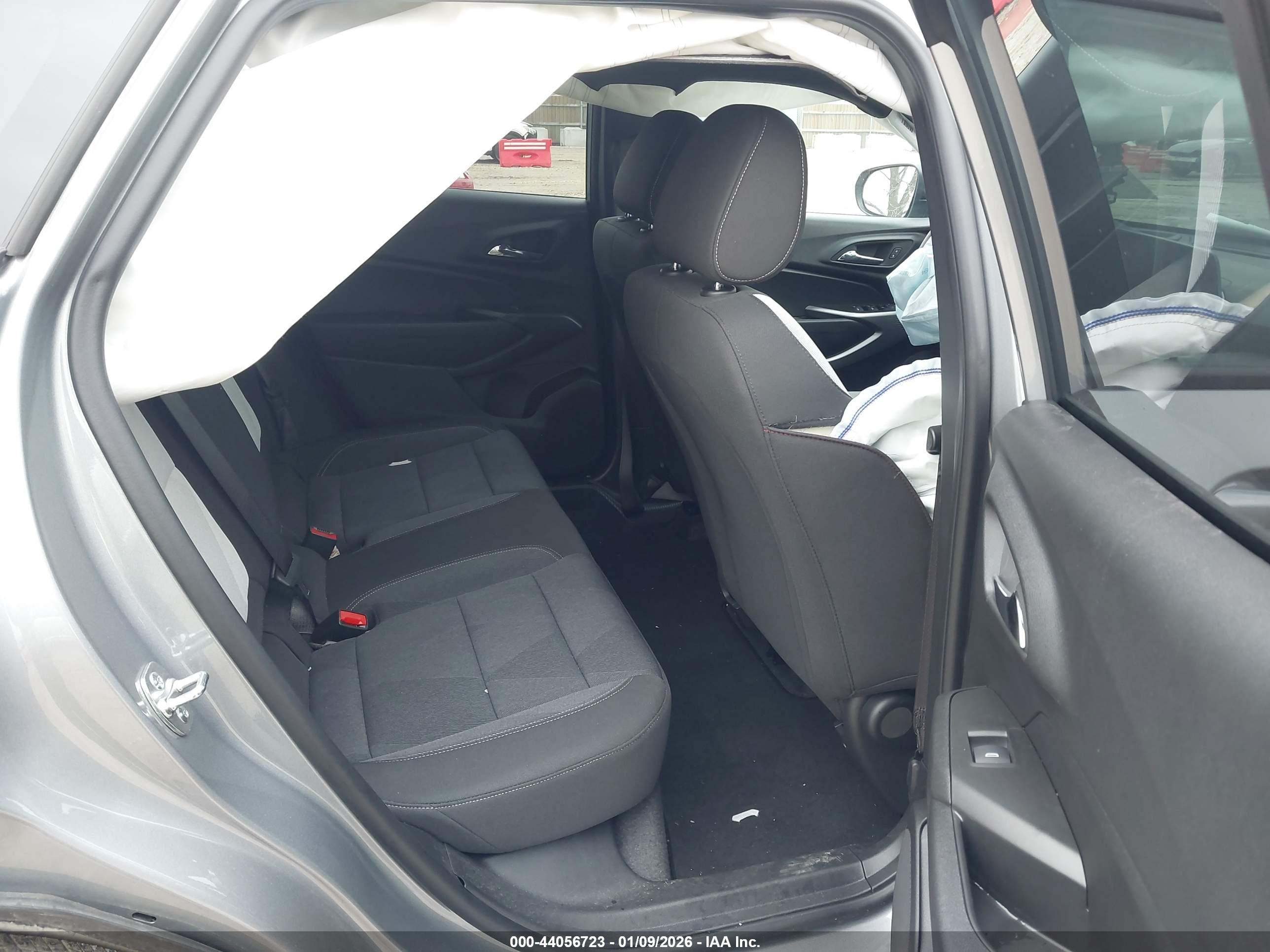 CHEVROLET TRAX image 8