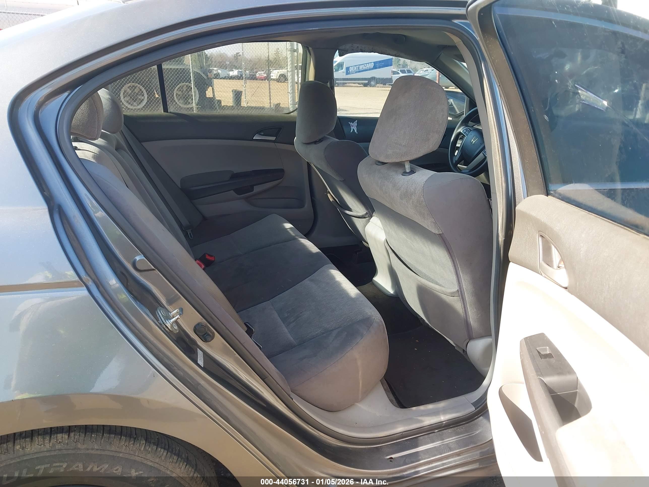 HONDA ACCORD image 8