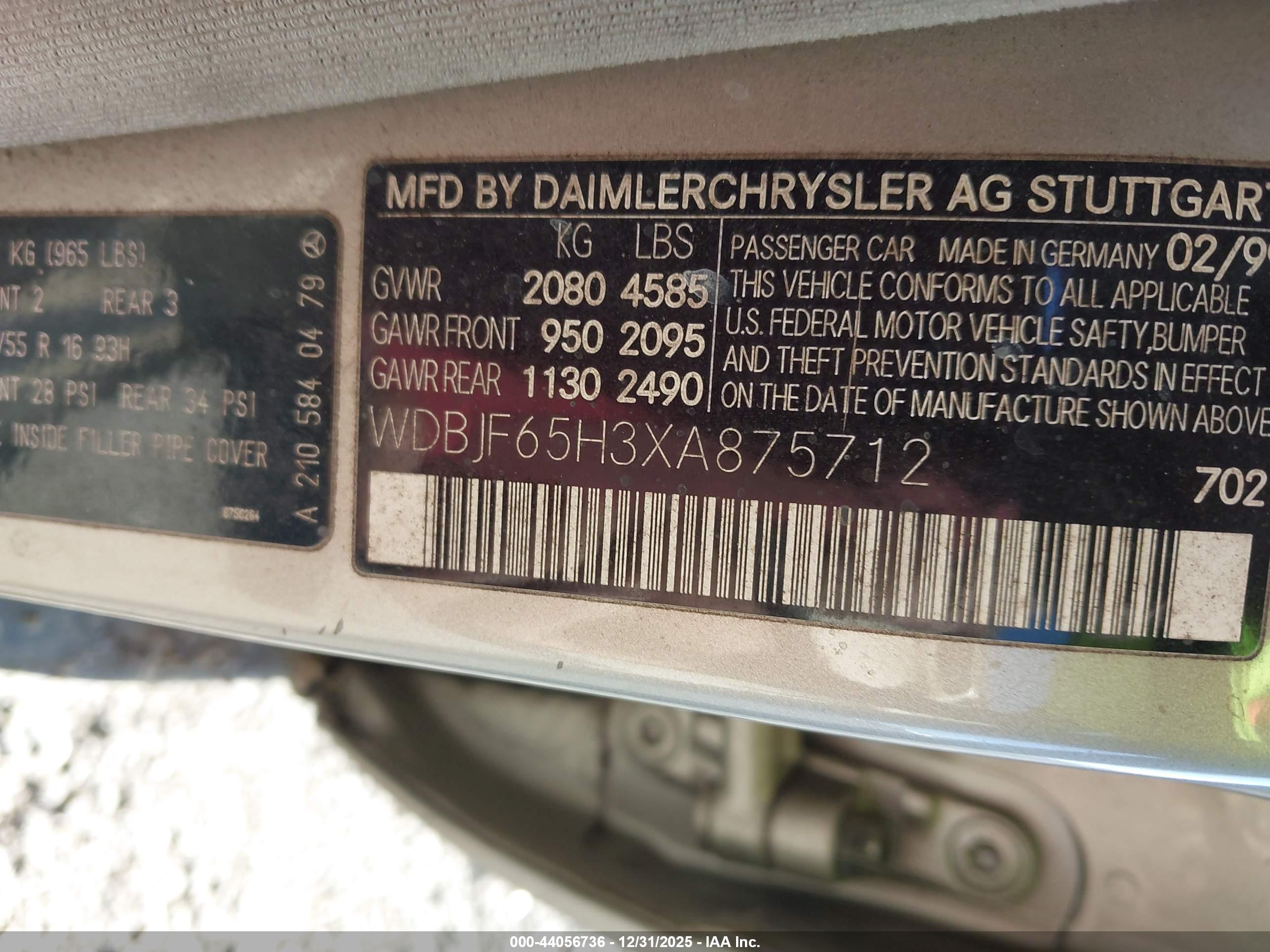 MERCEDES-BENZ E image 9