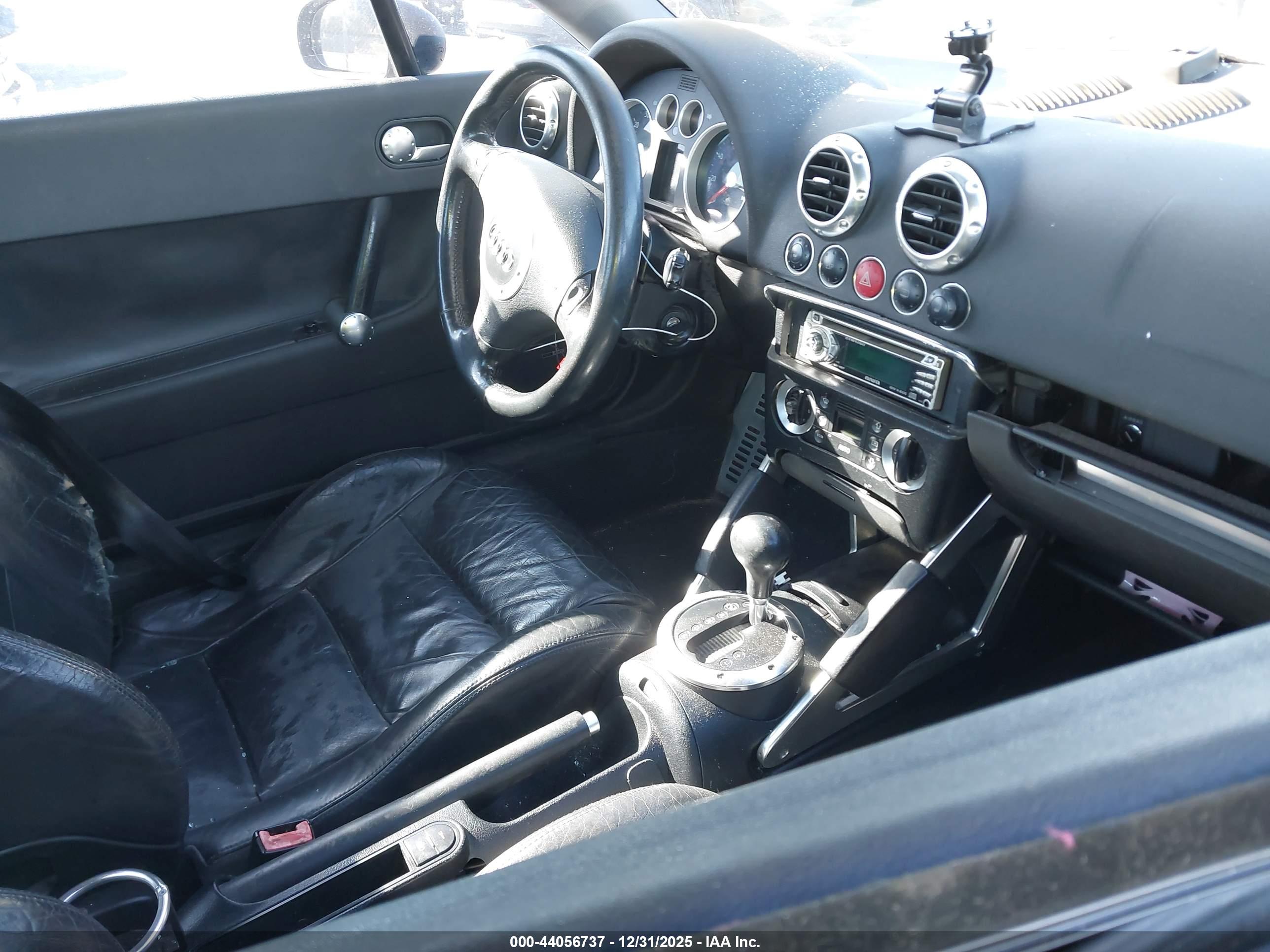 AUDI TT image 5