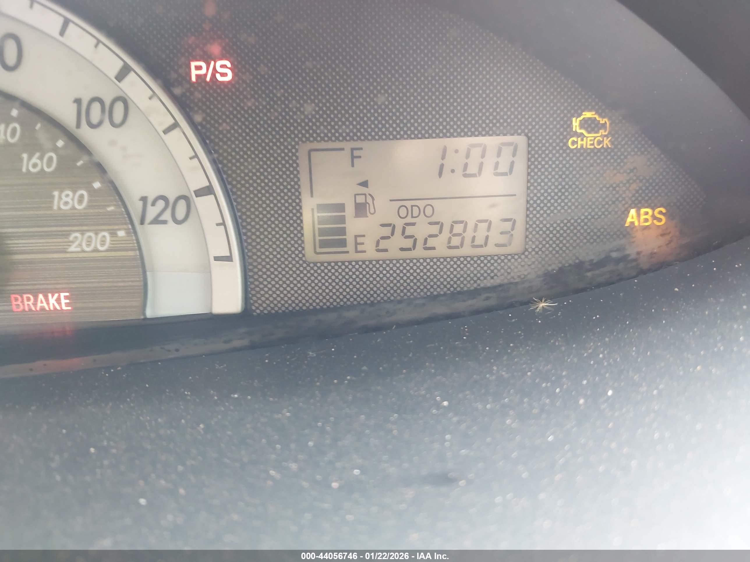 TOYOTA YARIS image 7