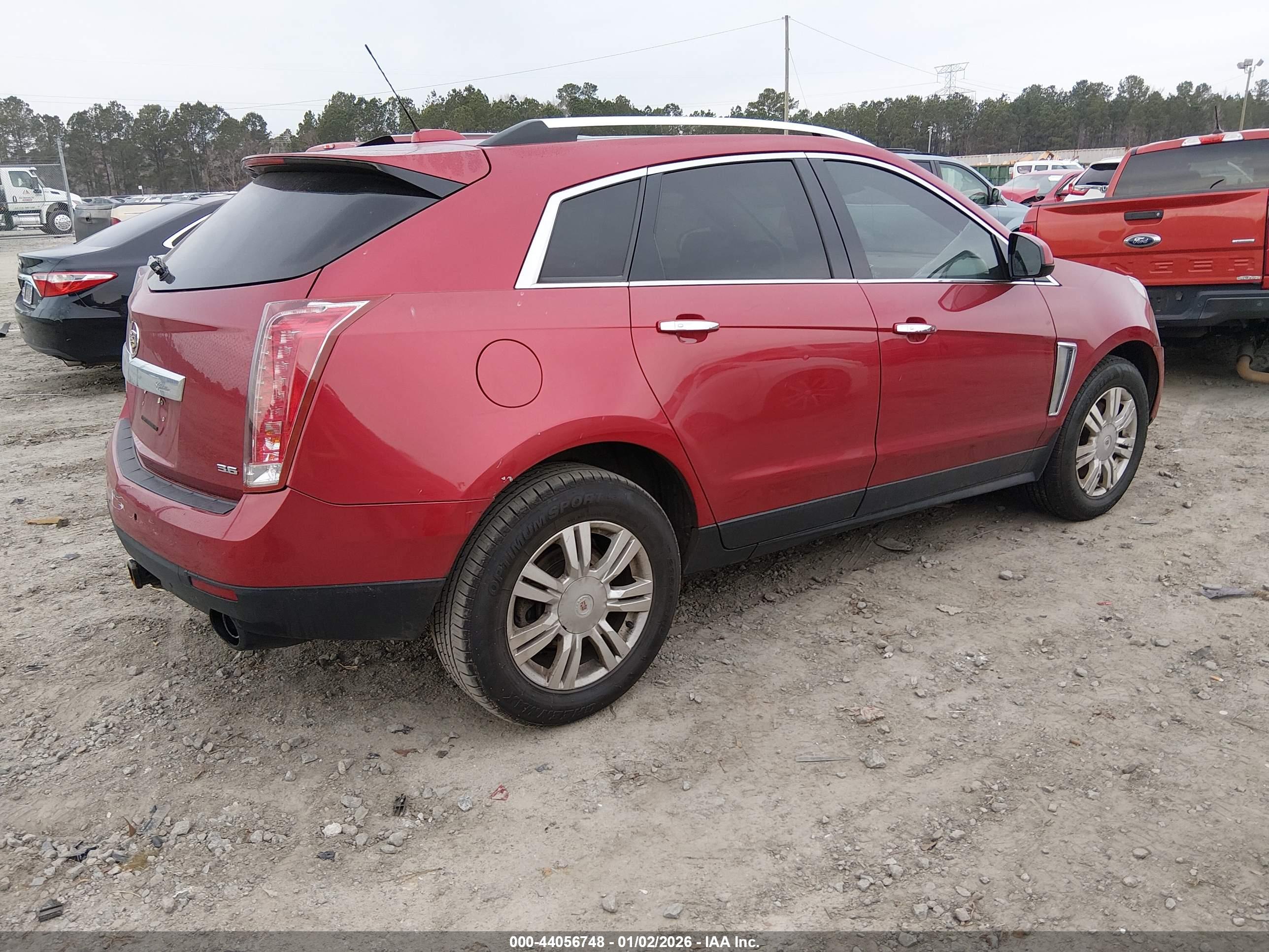CADILLAC SRX image 4