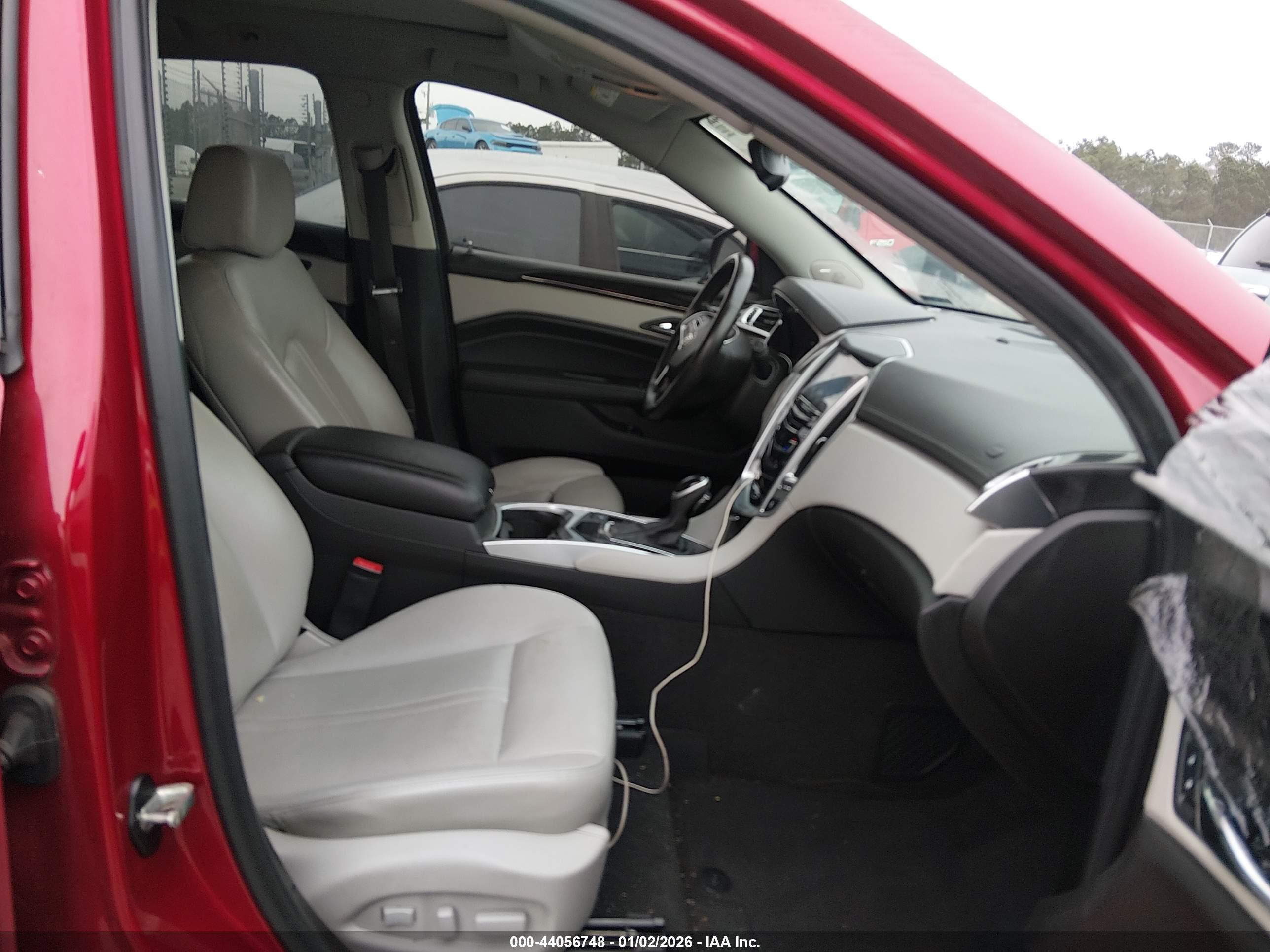 CADILLAC SRX image 5