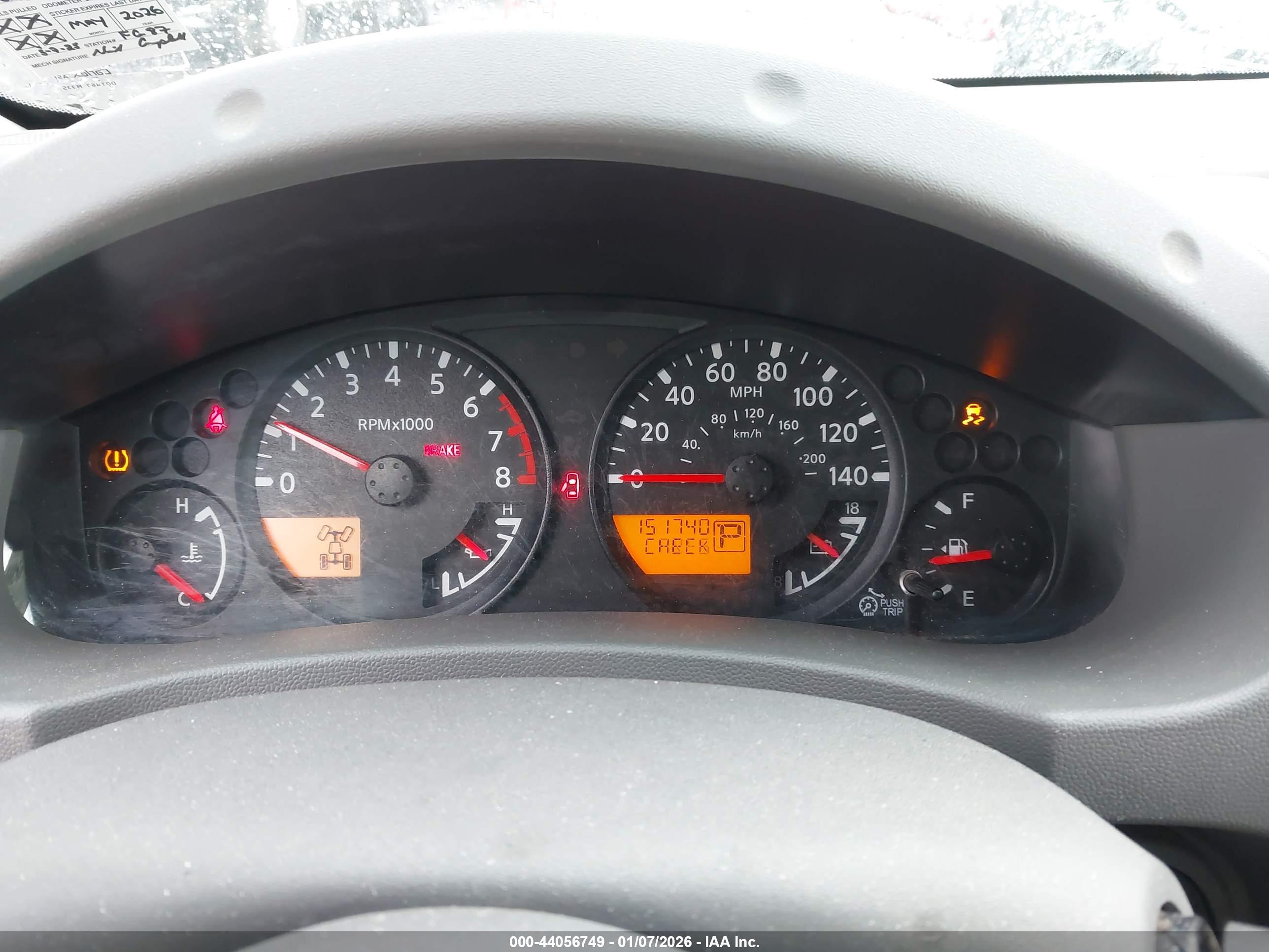 NISSAN FRONTIER image 7