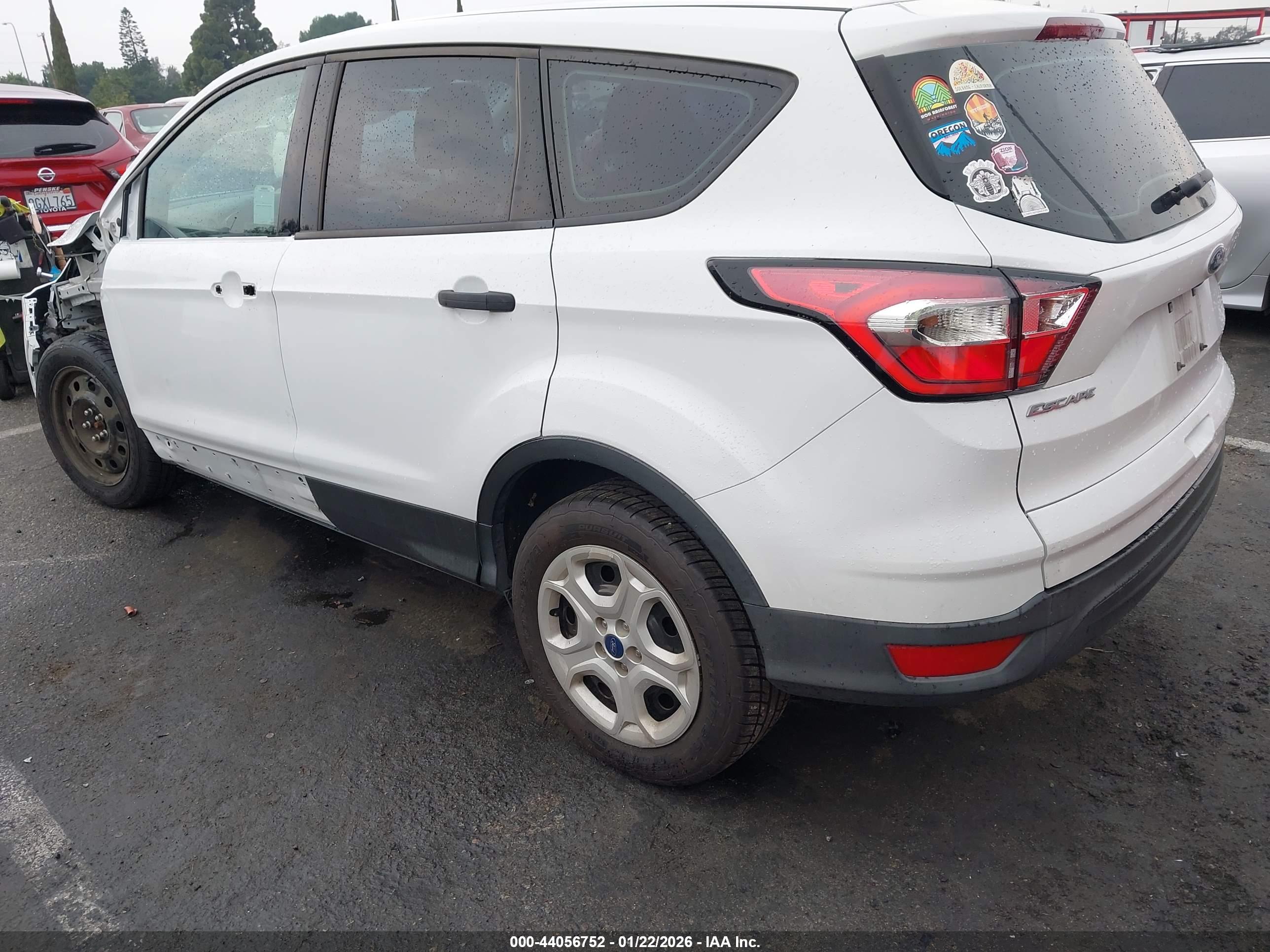 FORD ESCAPE image 3