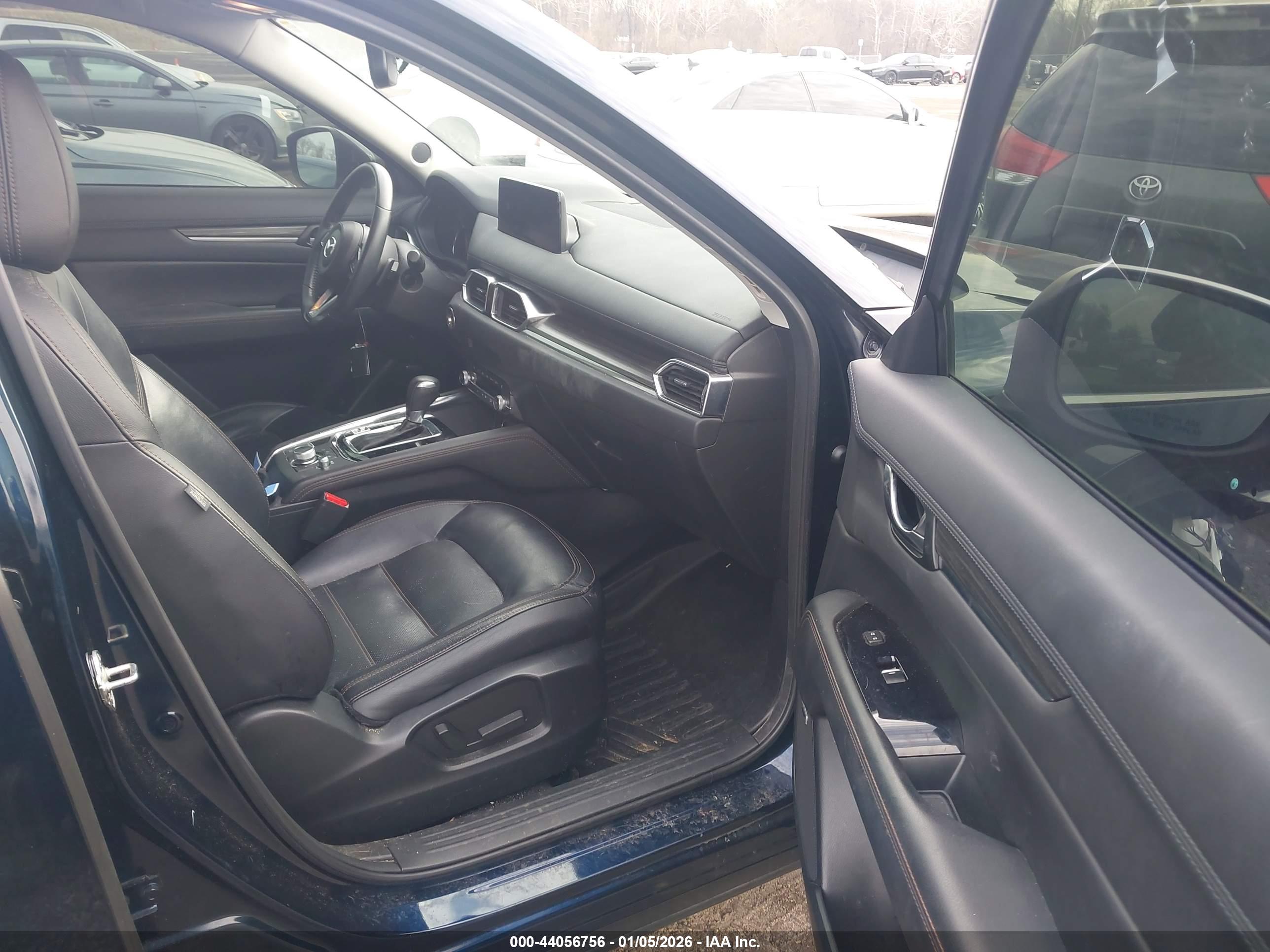 MAZDA CX-5 image 5