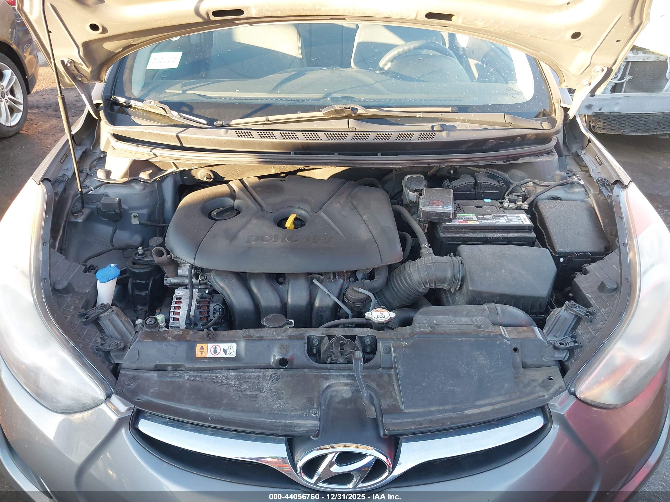 HYUNDAI ELANTRA image 10
