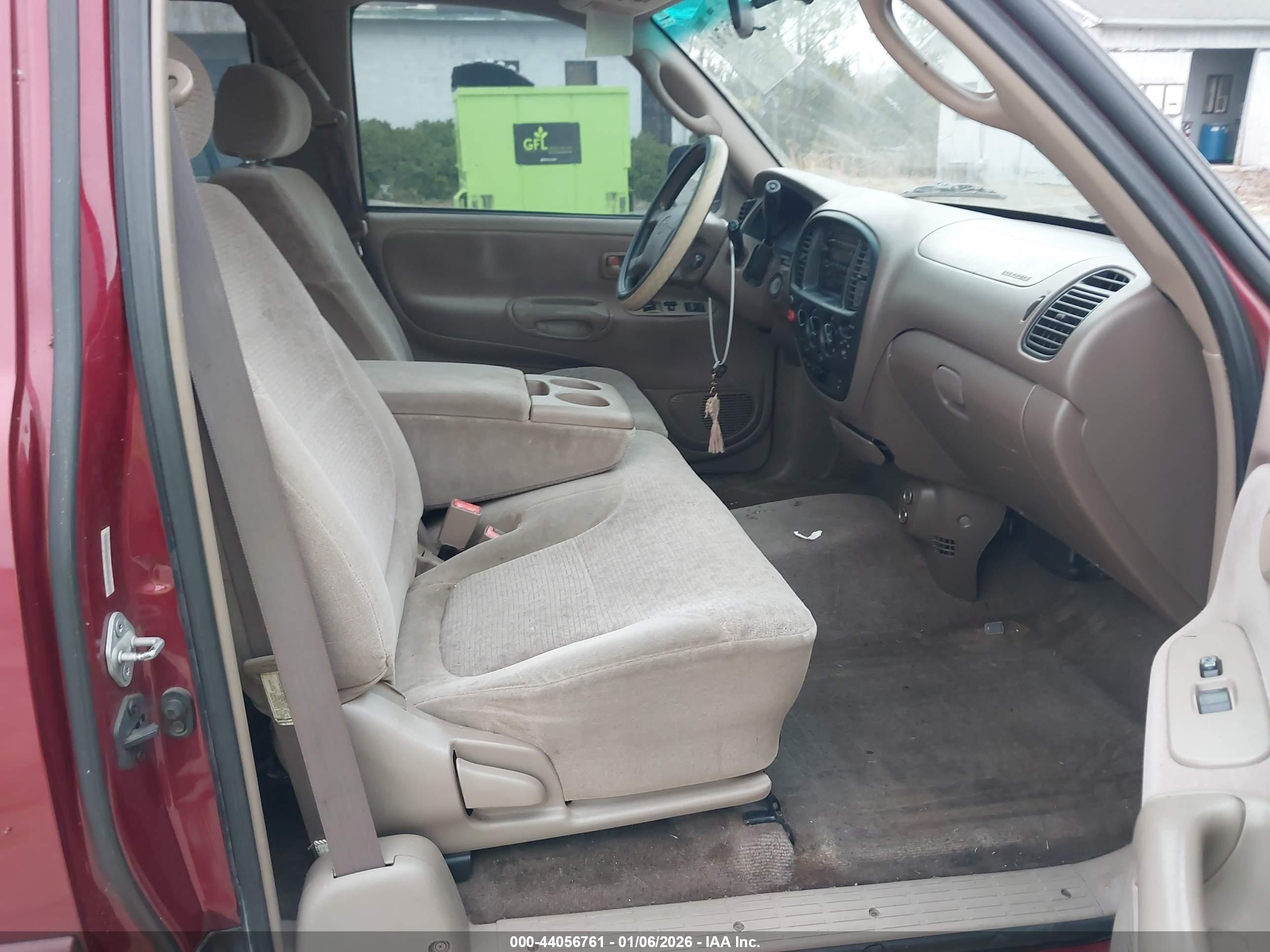 TOYOTA TUNDRA image 5