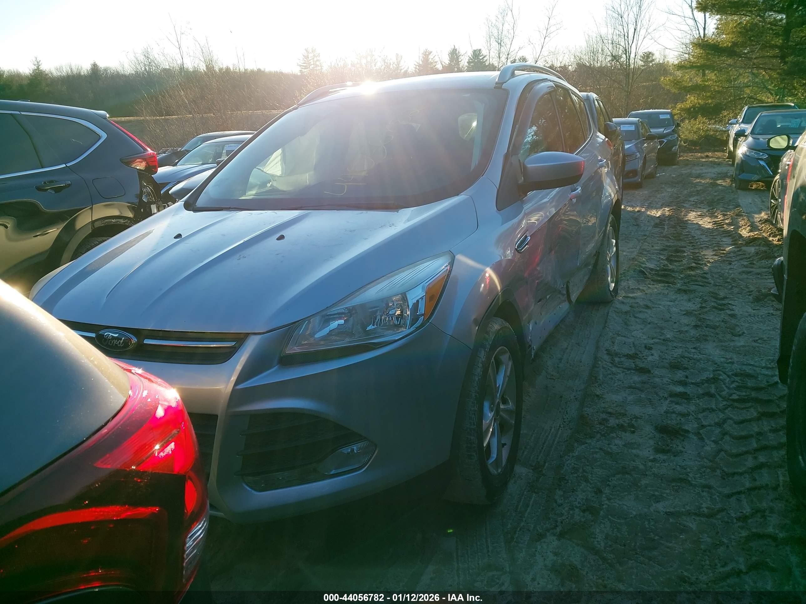 FORD ESCAPE image 2