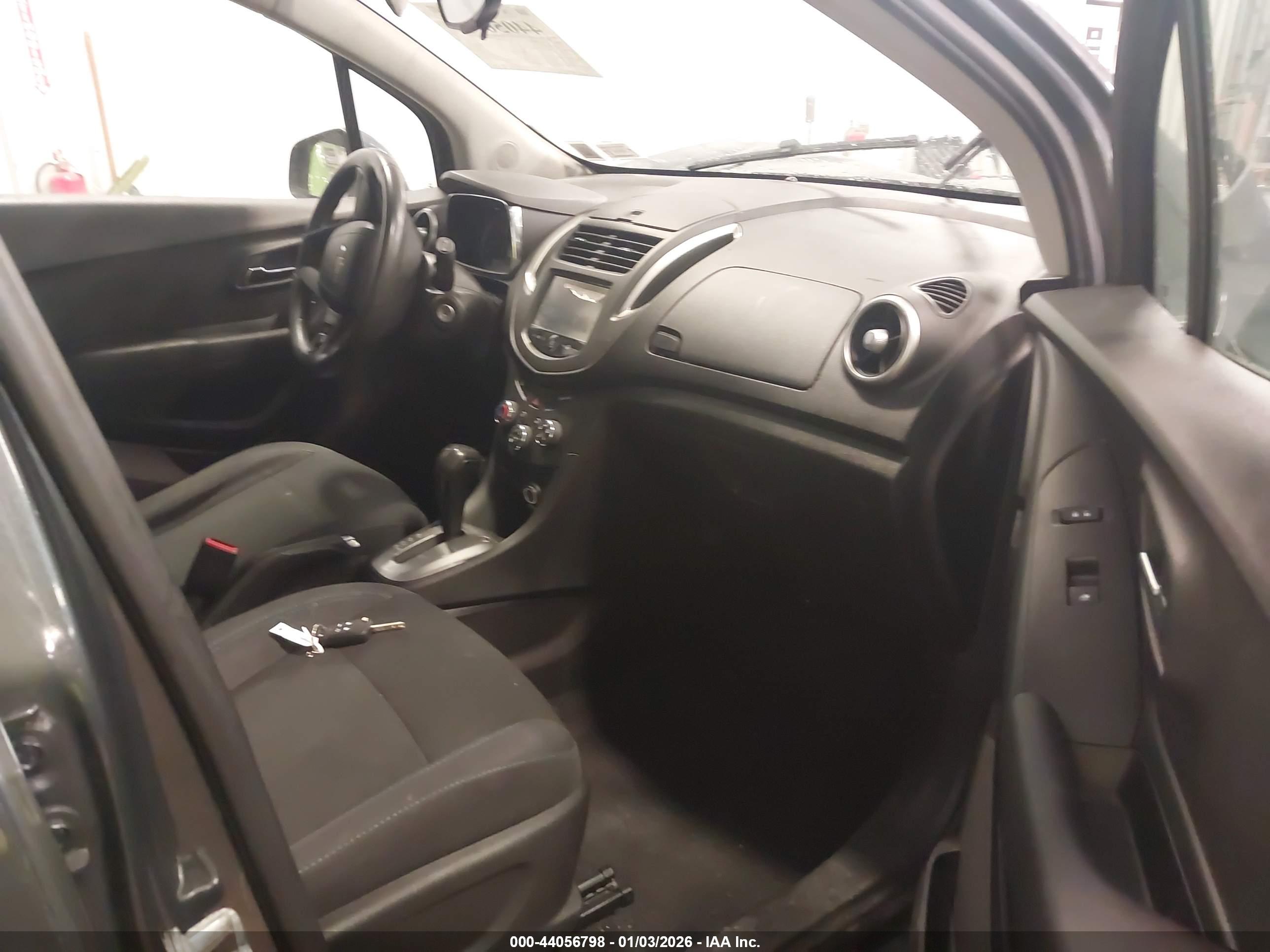 CHEVROLET TRAX image 5