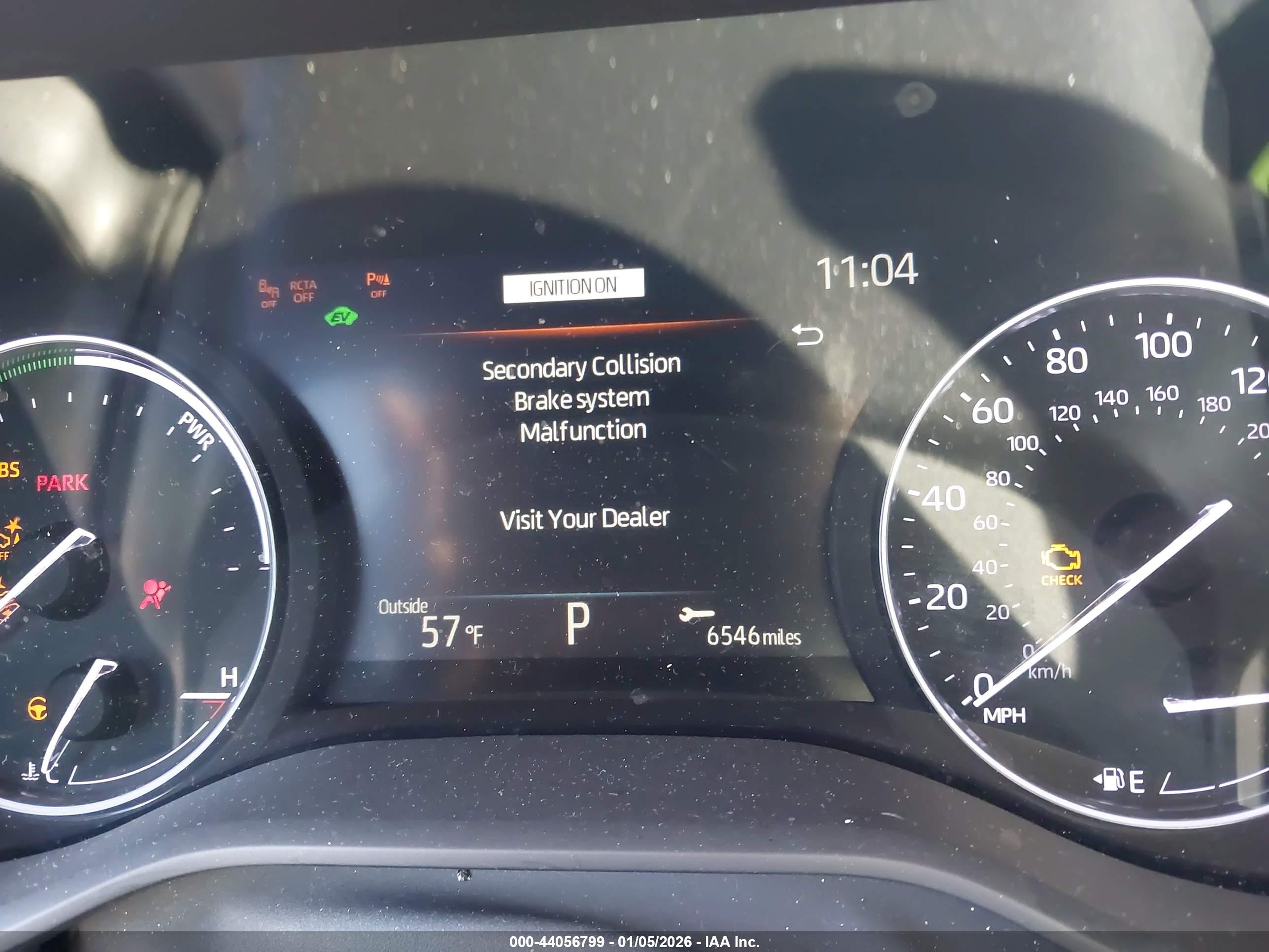TOYOTA SIENNA image 7