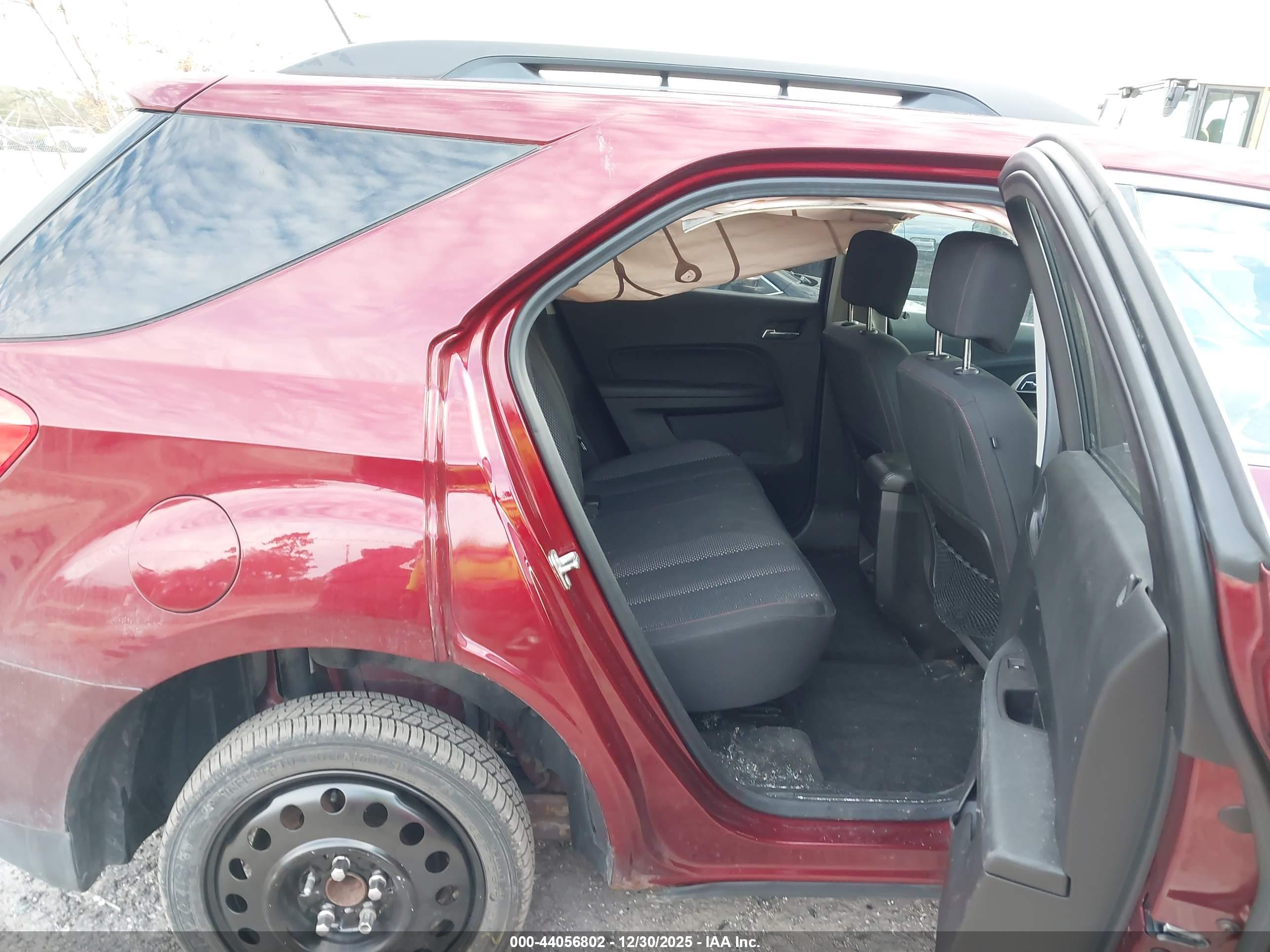 CHEVROLET EQUINOX image 8