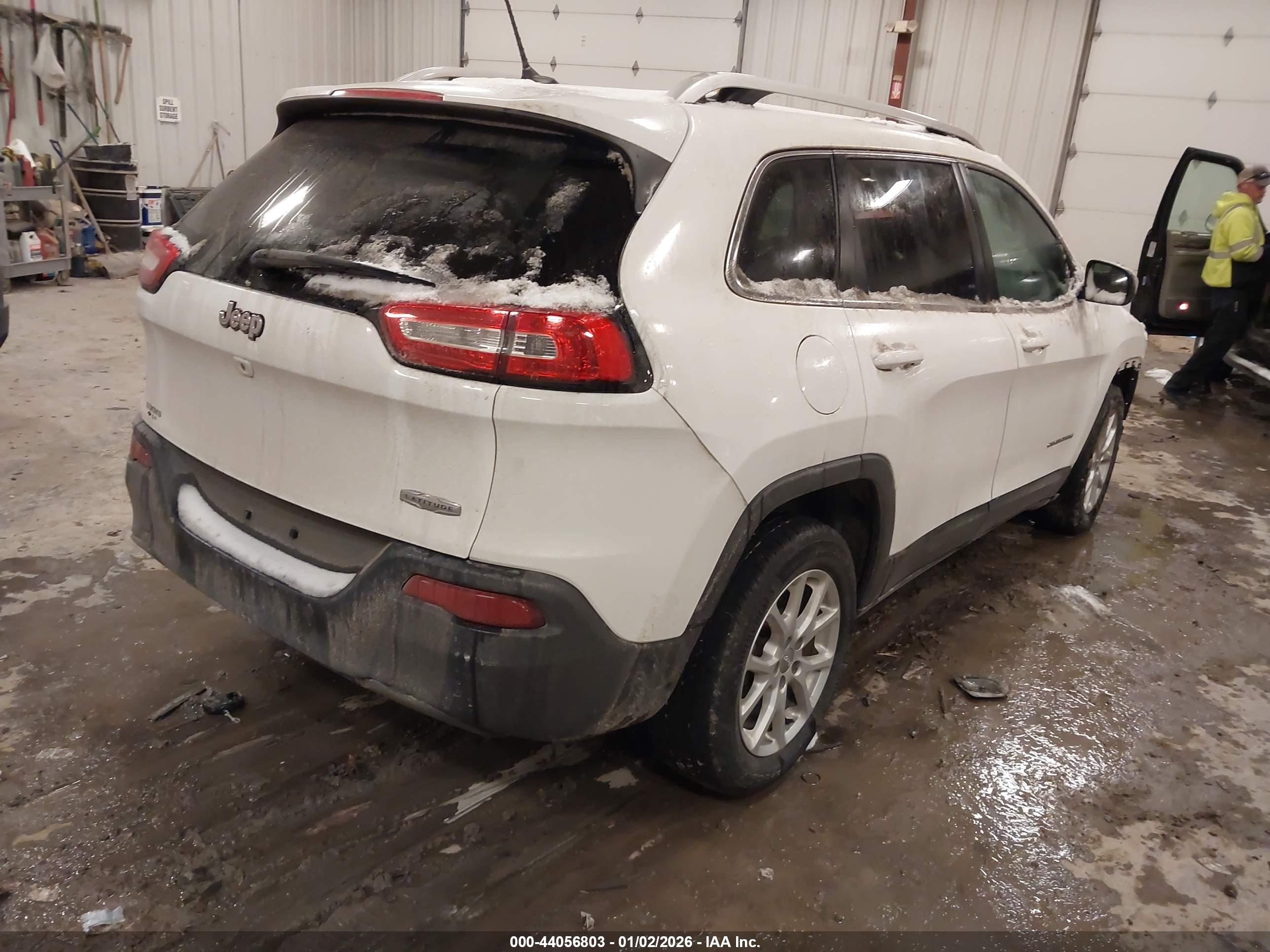 JEEP CHEROKEE image 4
