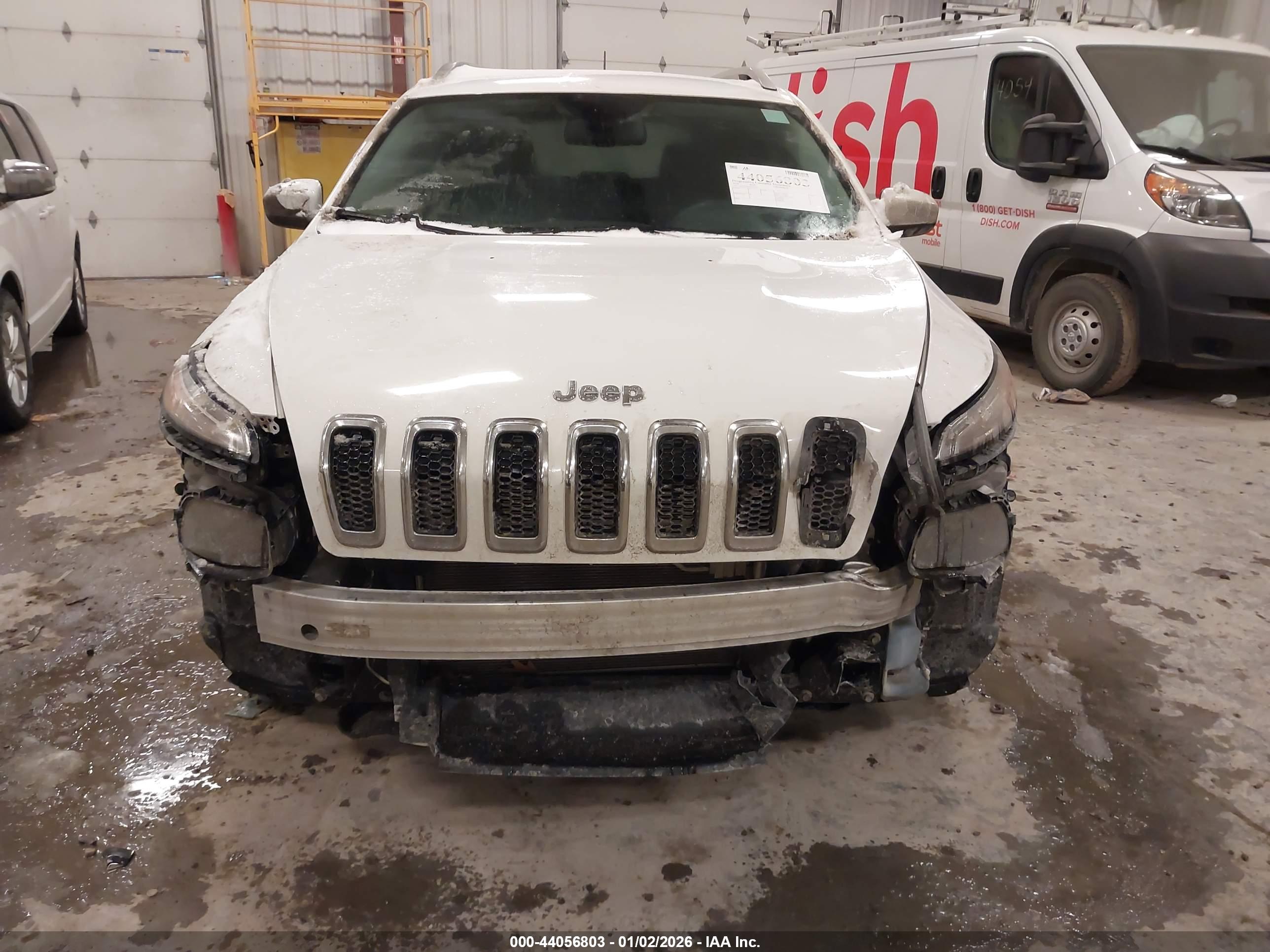 JEEP CHEROKEE image 6