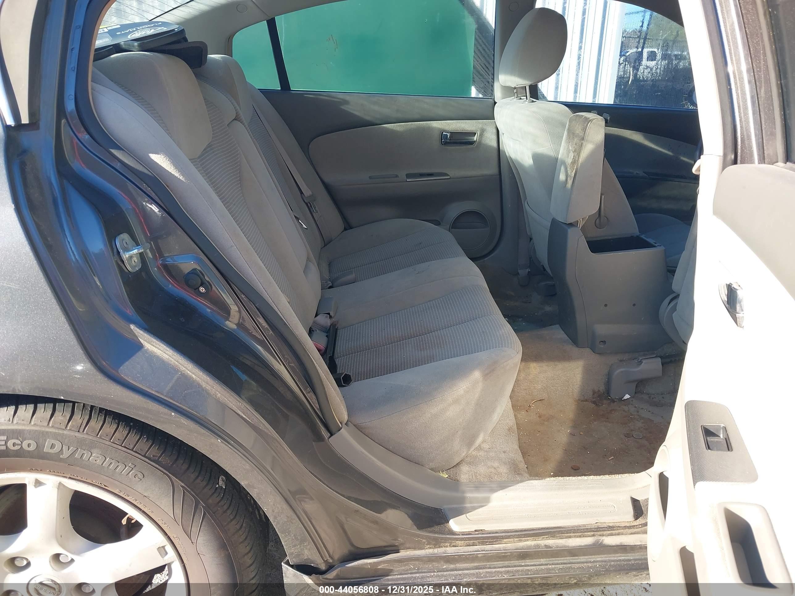 NISSAN ALTIMA image 8
