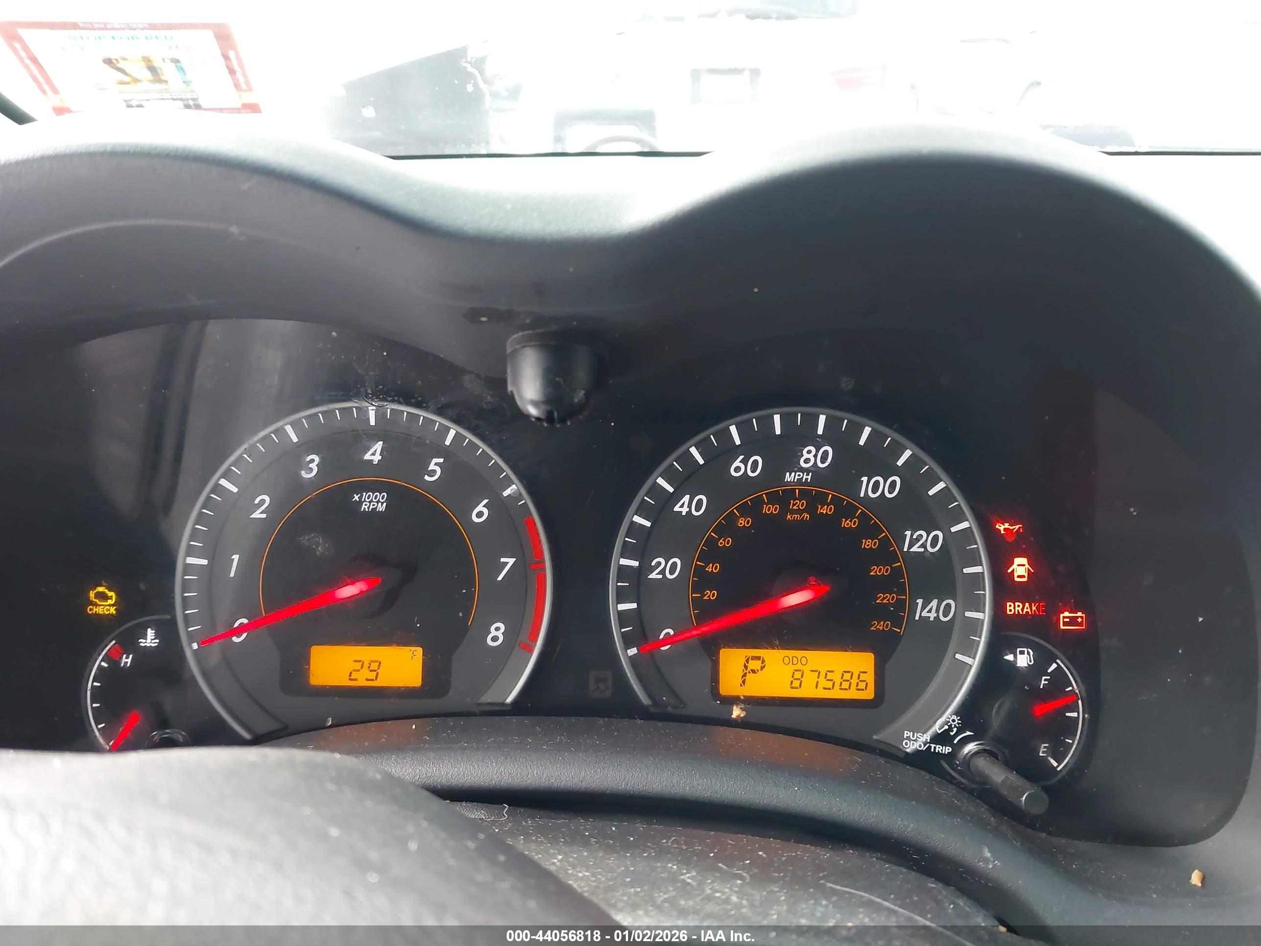 TOYOTA COROLLA image 7