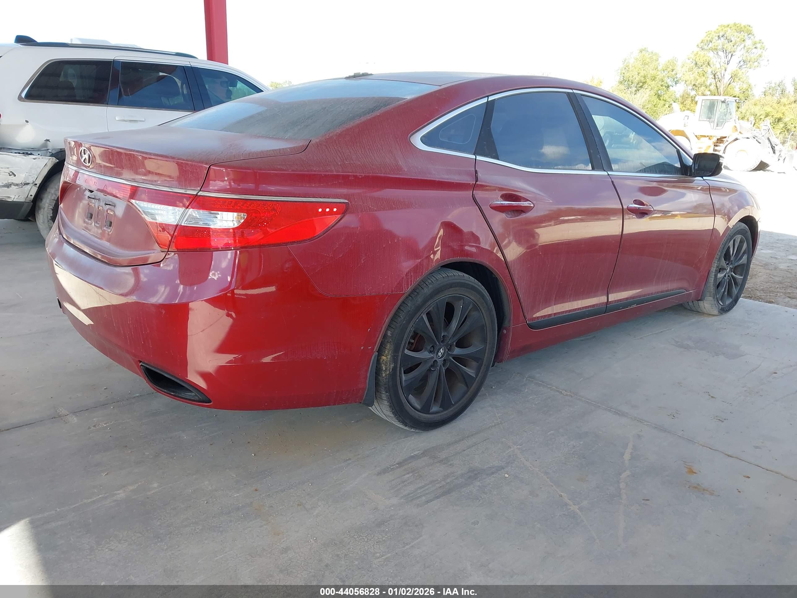 HYUNDAI AZERA image 4