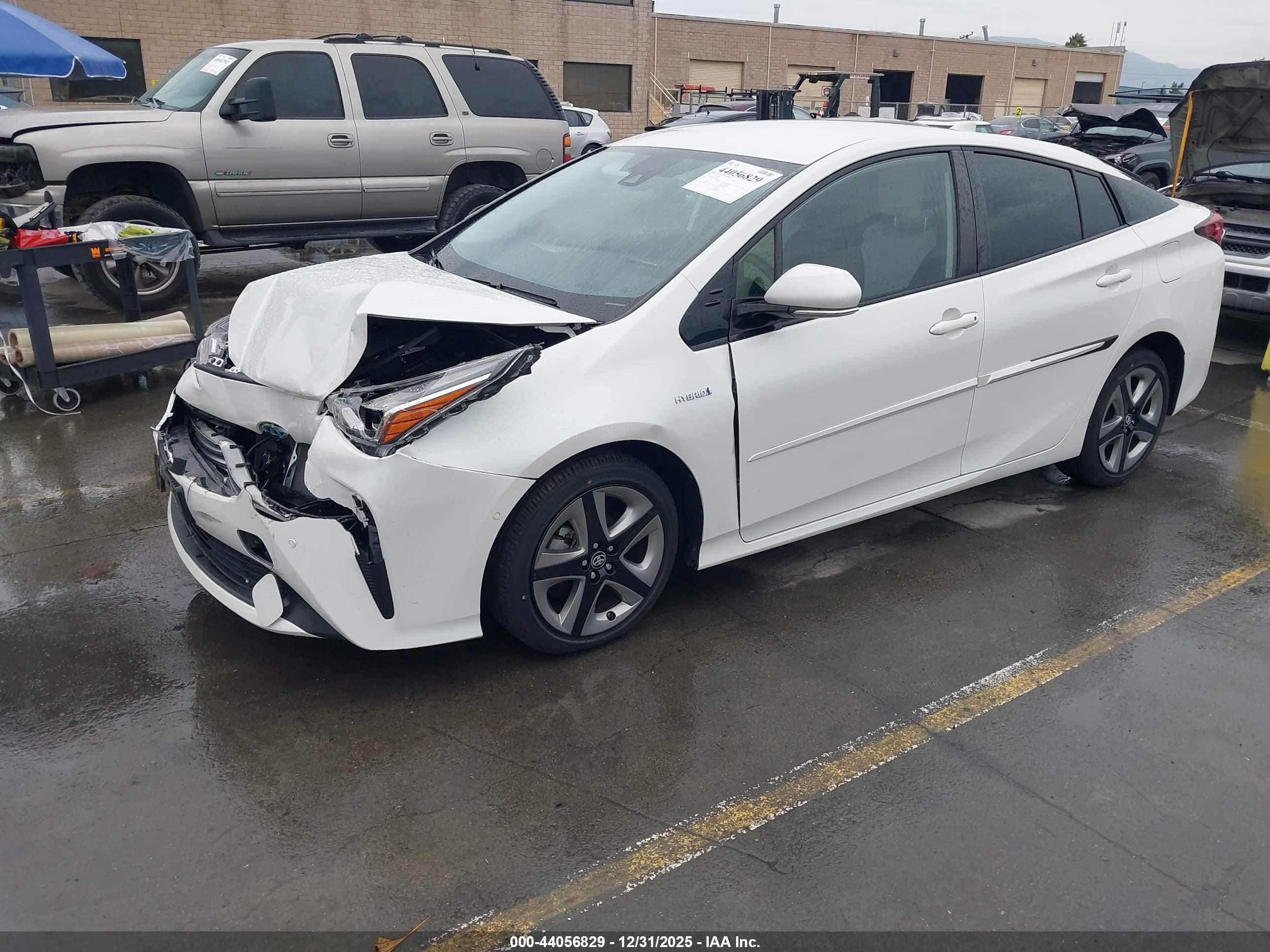 TOYOTA PRIUS image 2