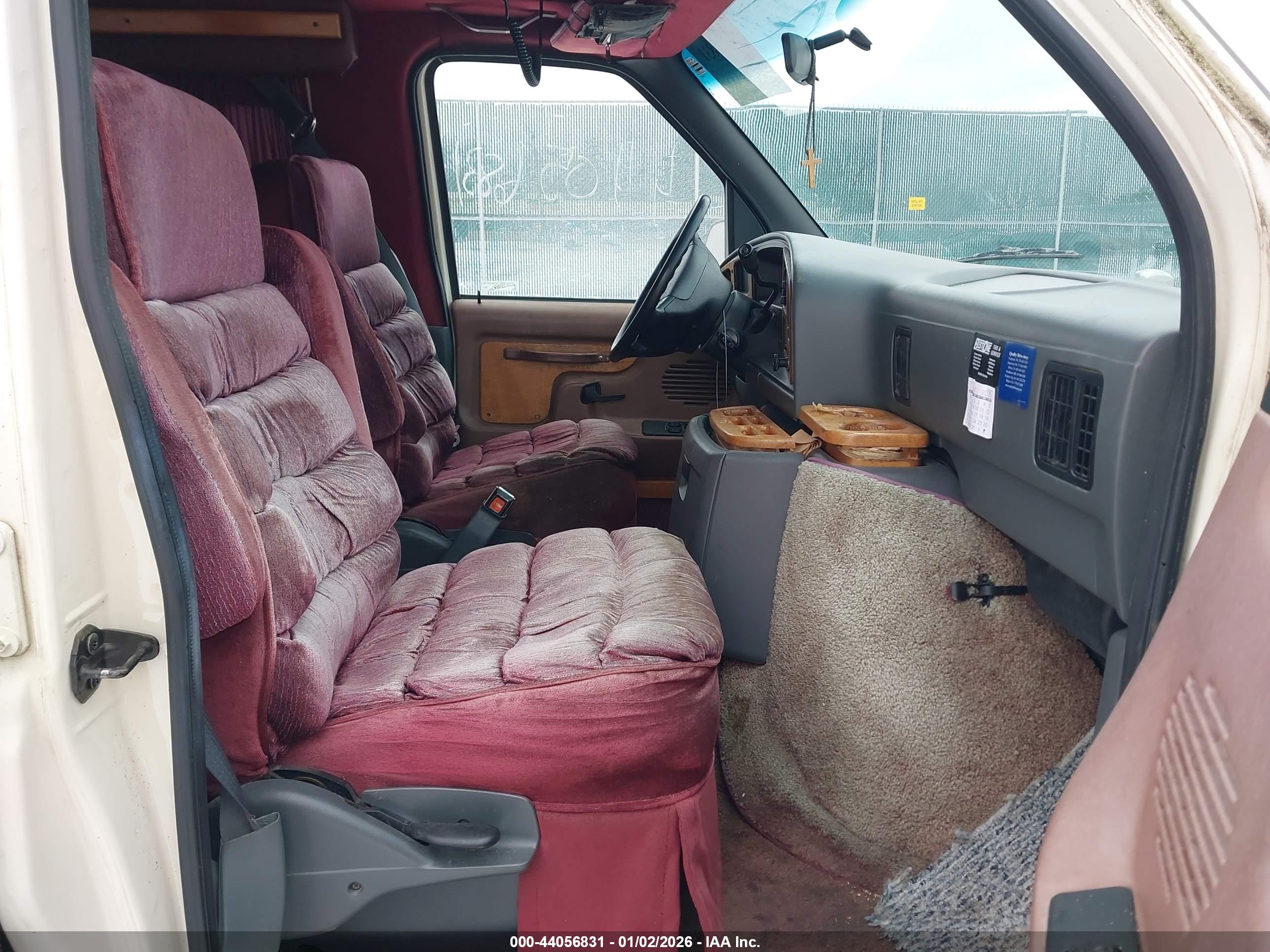 FORD ECONOLINE image 5