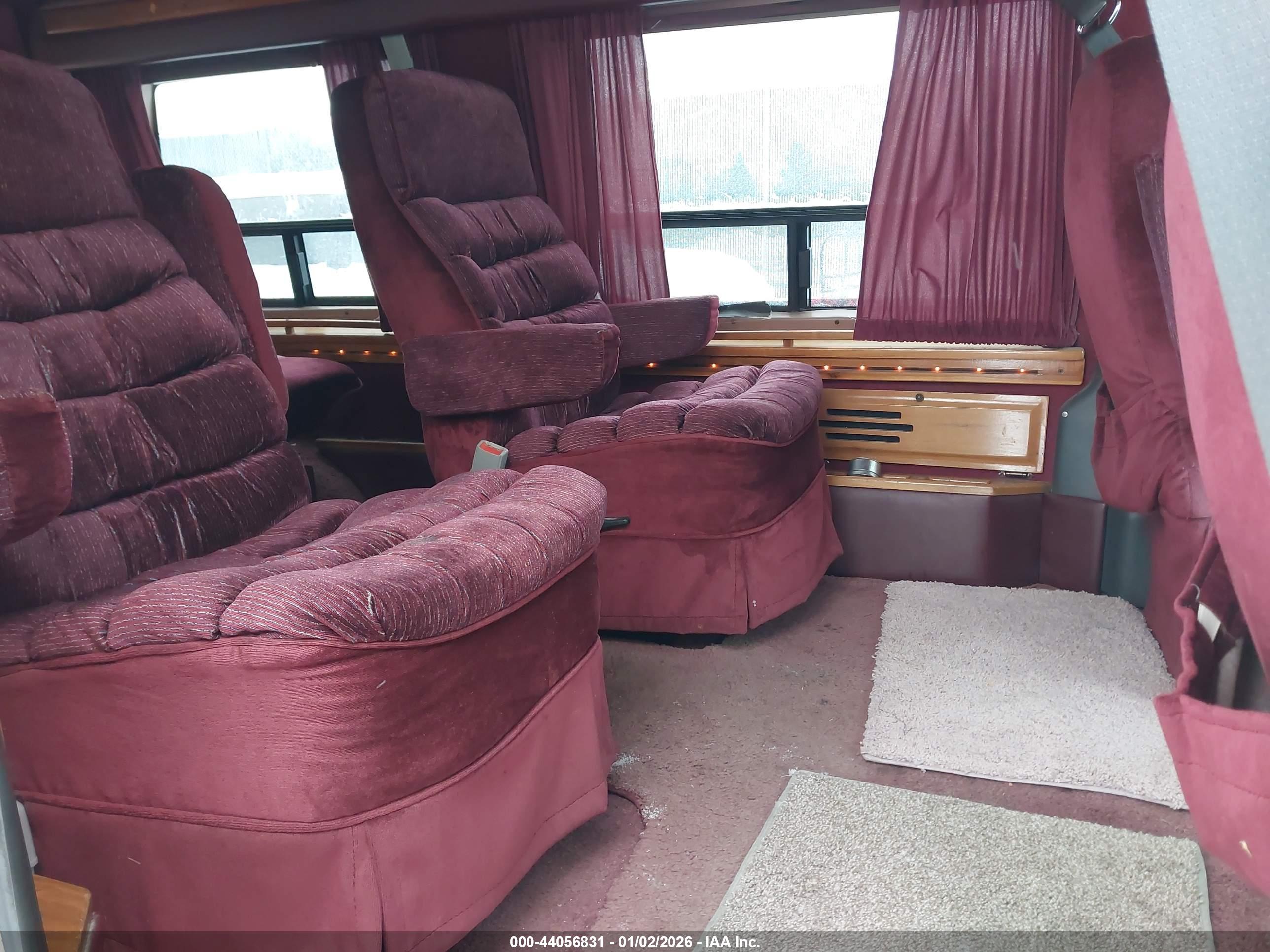 FORD ECONOLINE image 8