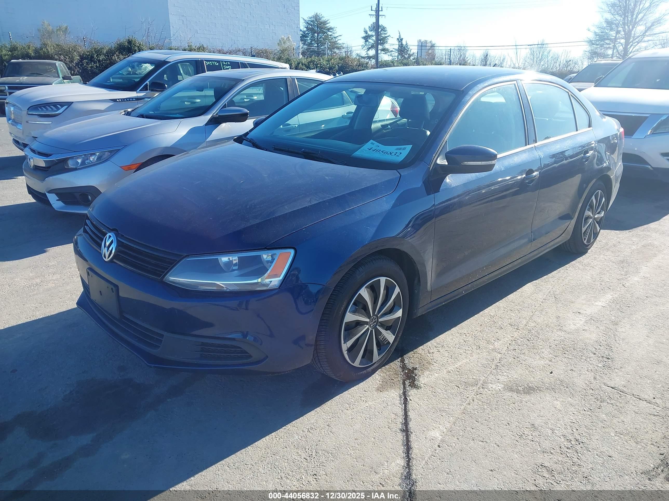 VOLKSWAGEN JETTA image 2