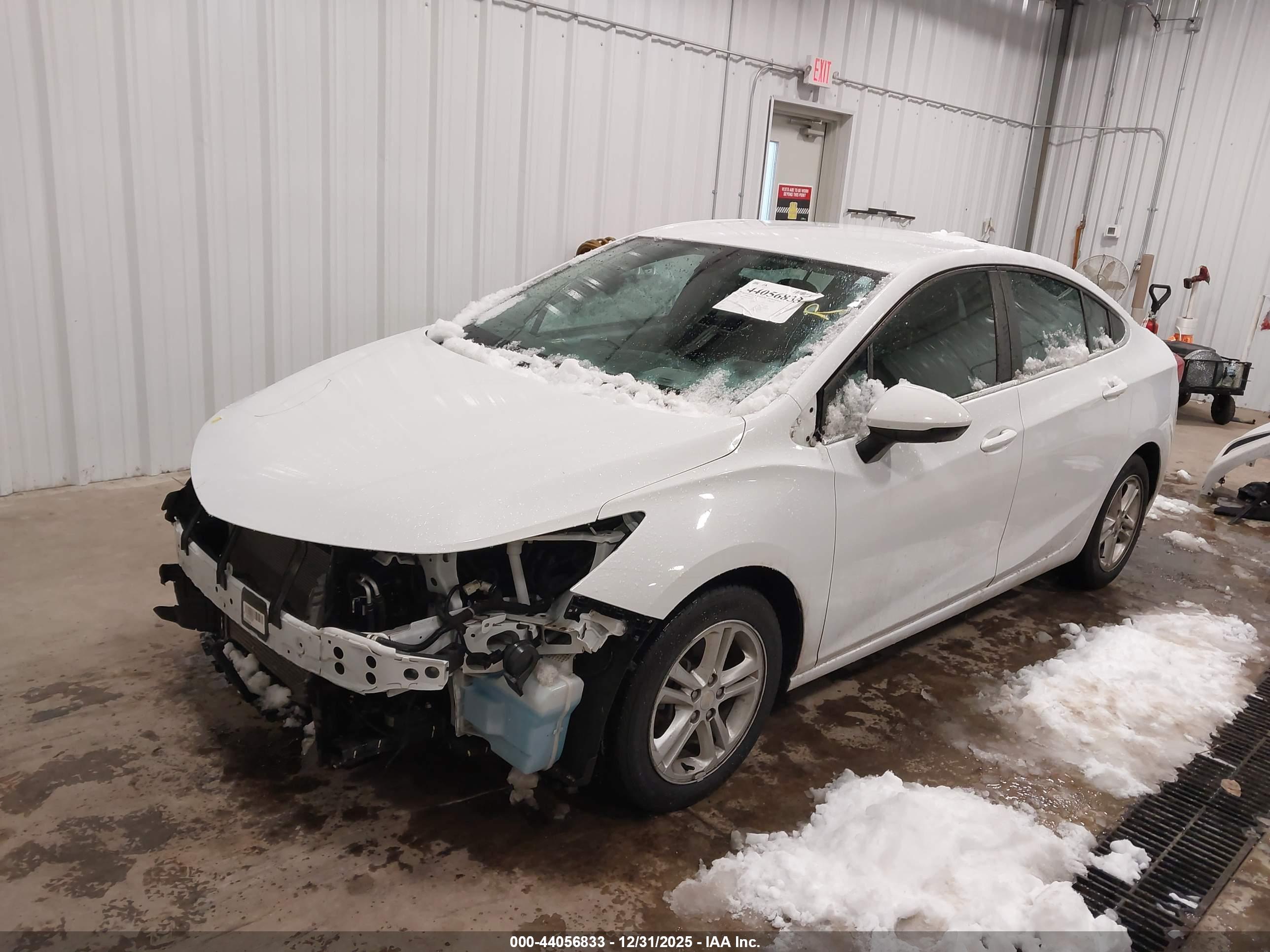 CHEVROLET CRUZE image 2