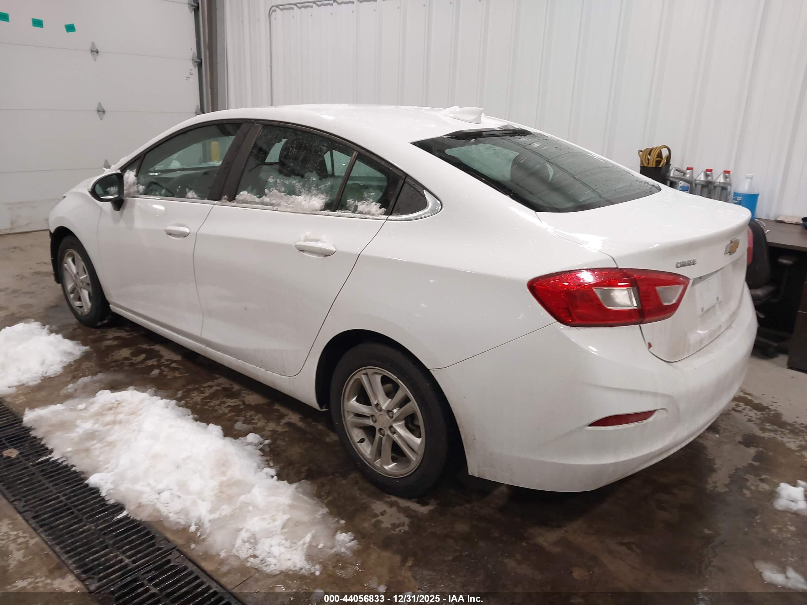 CHEVROLET CRUZE image 3
