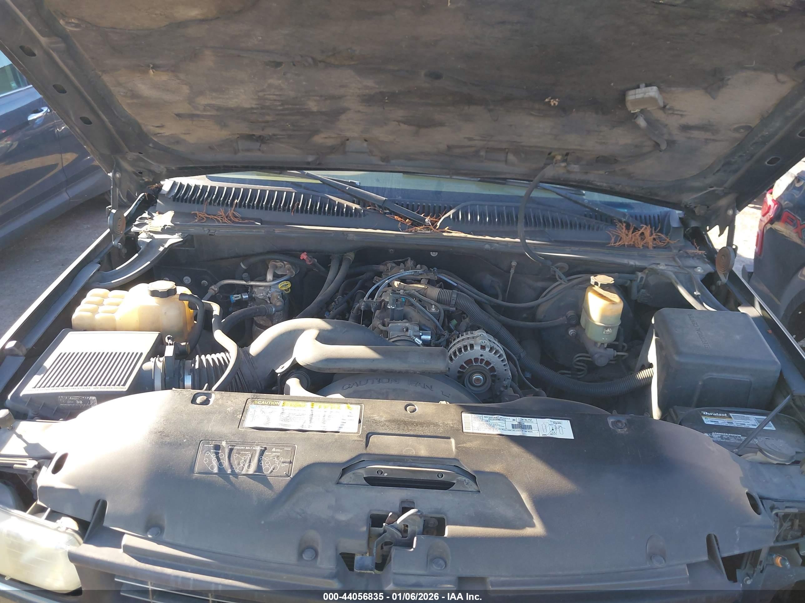CHEVROLET SILVERADO image 10