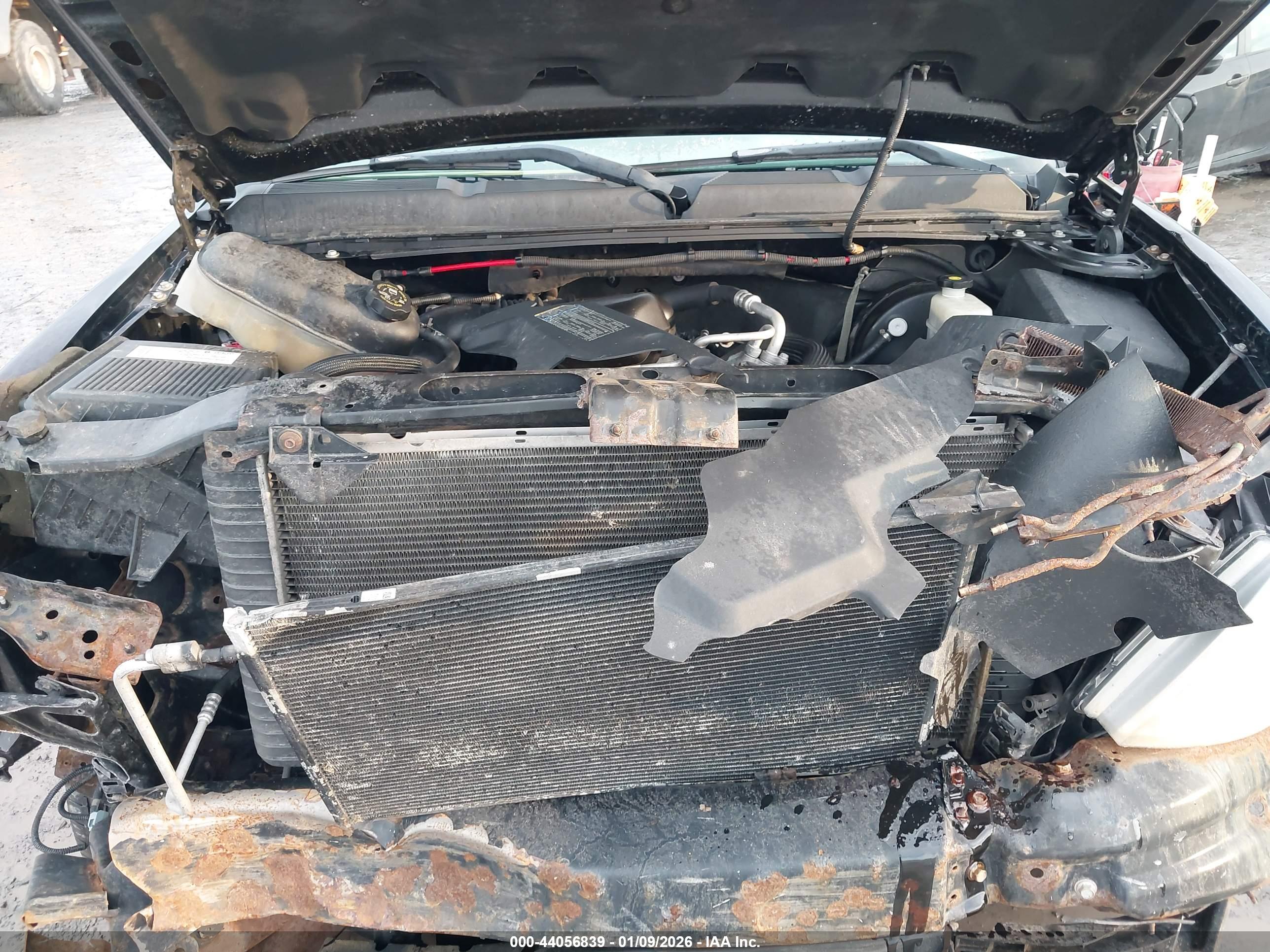 CHEVROLET SILVERADO image 10