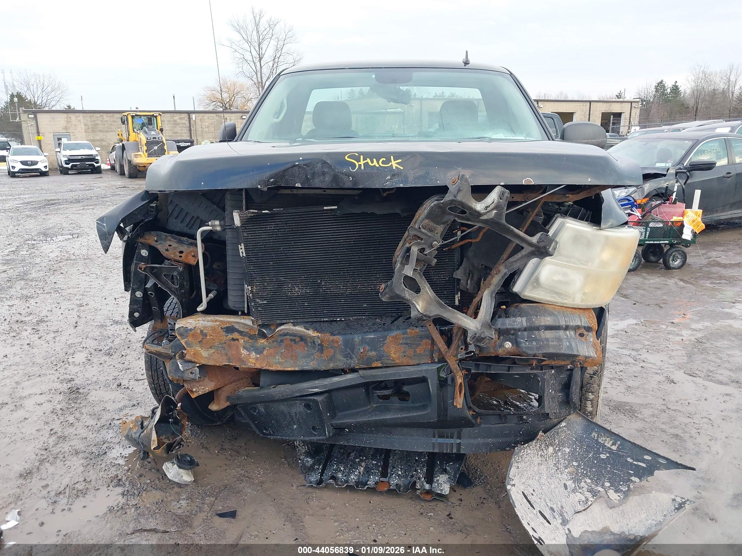 CHEVROLET SILVERADO image 6