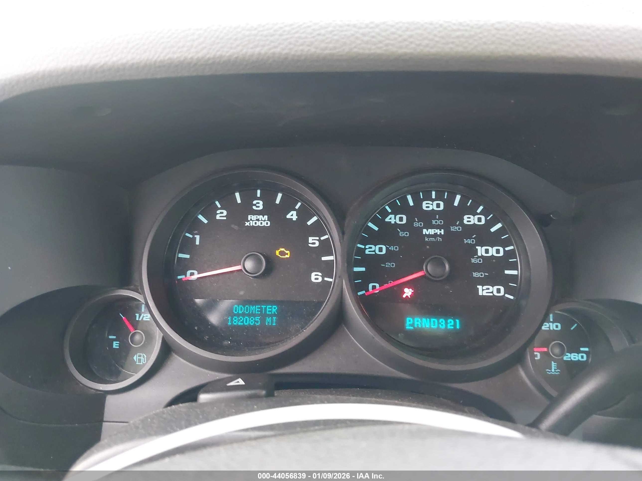 CHEVROLET SILVERADO image 7