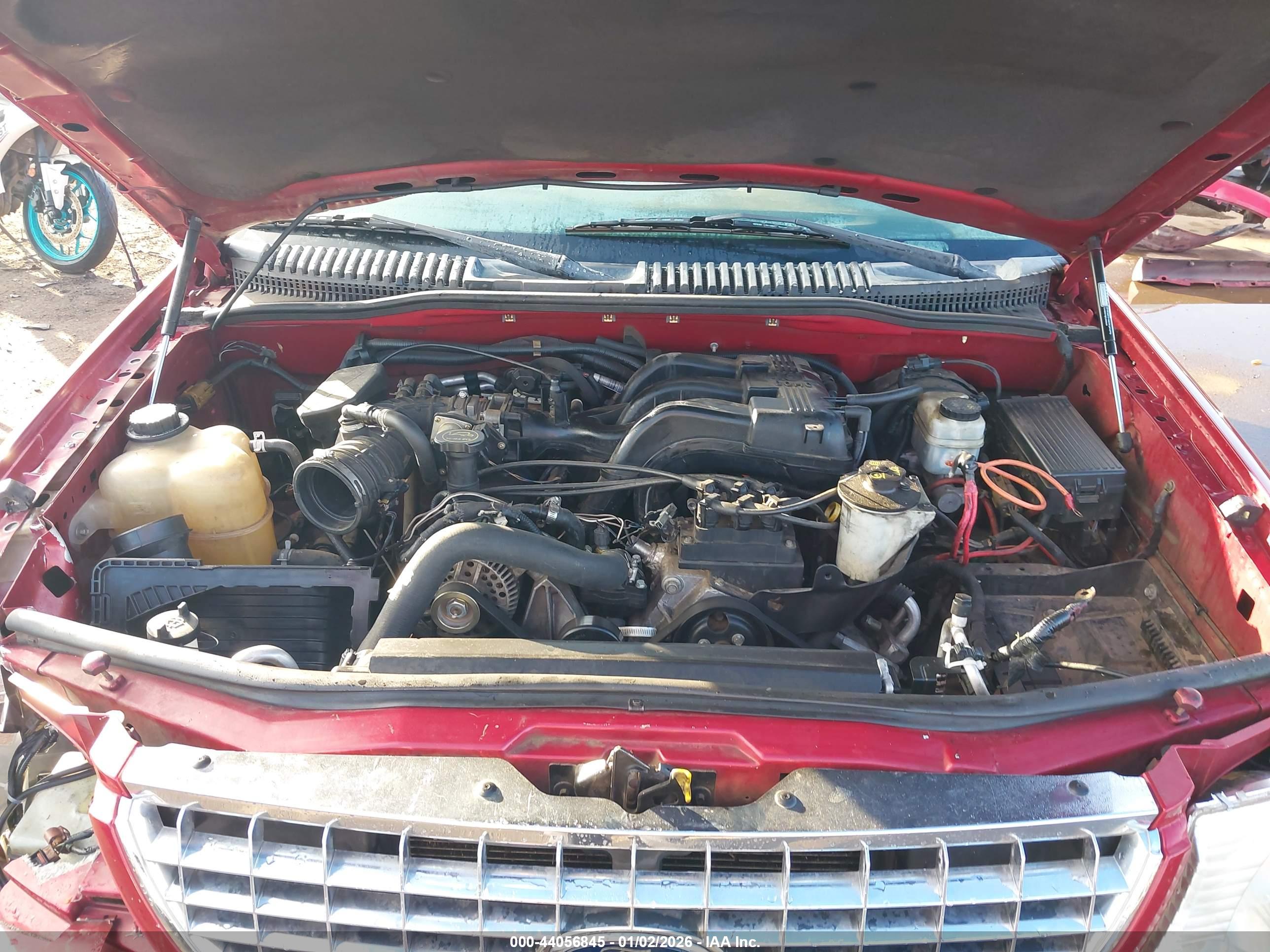 FORD EXPLORER image 10