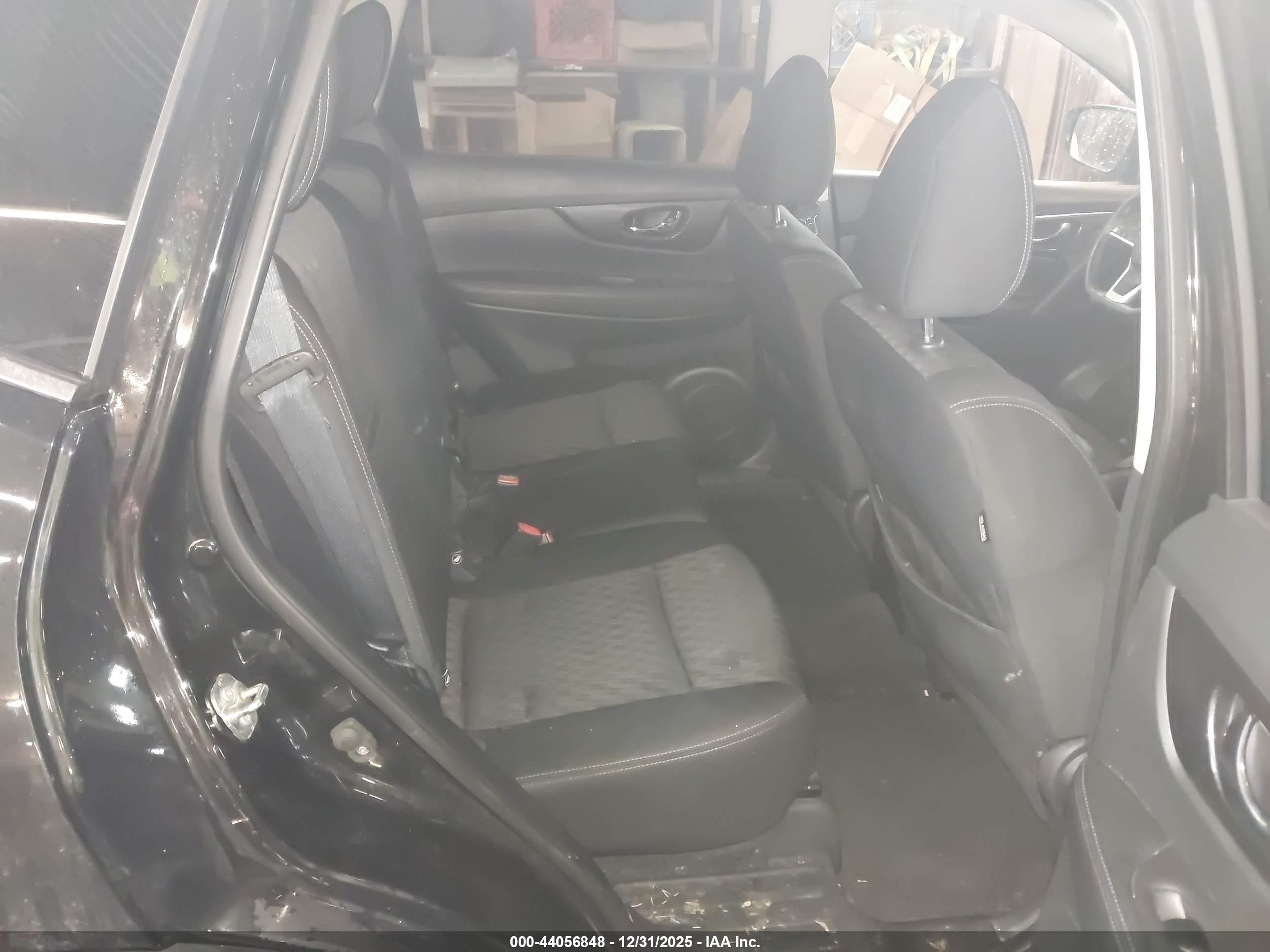 NISSAN ROGUE image 8