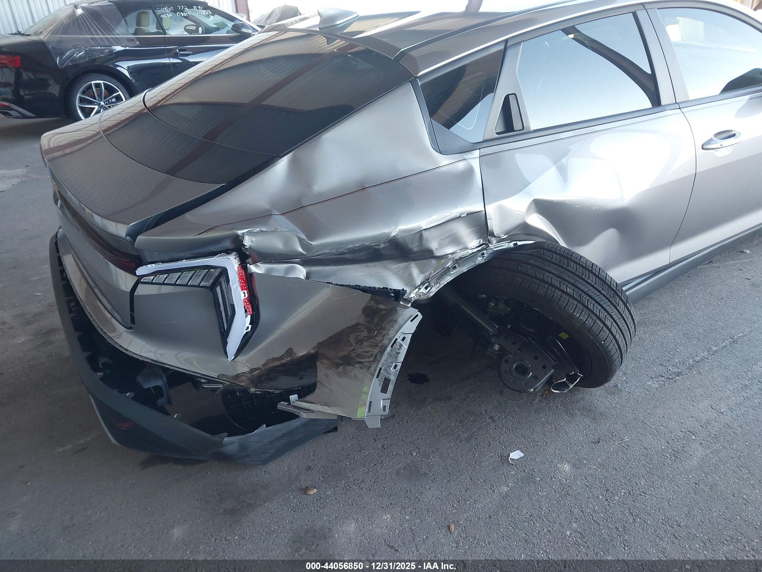 KIA K4 image 6