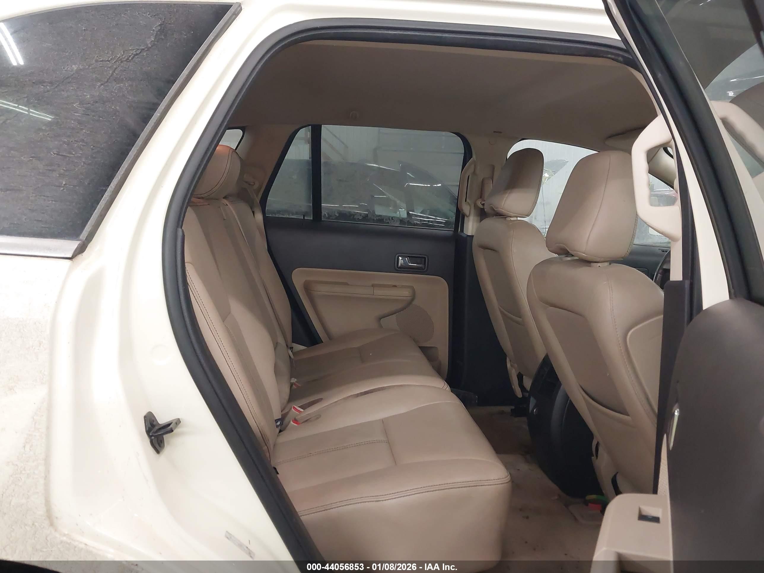 FORD EDGE image 8
