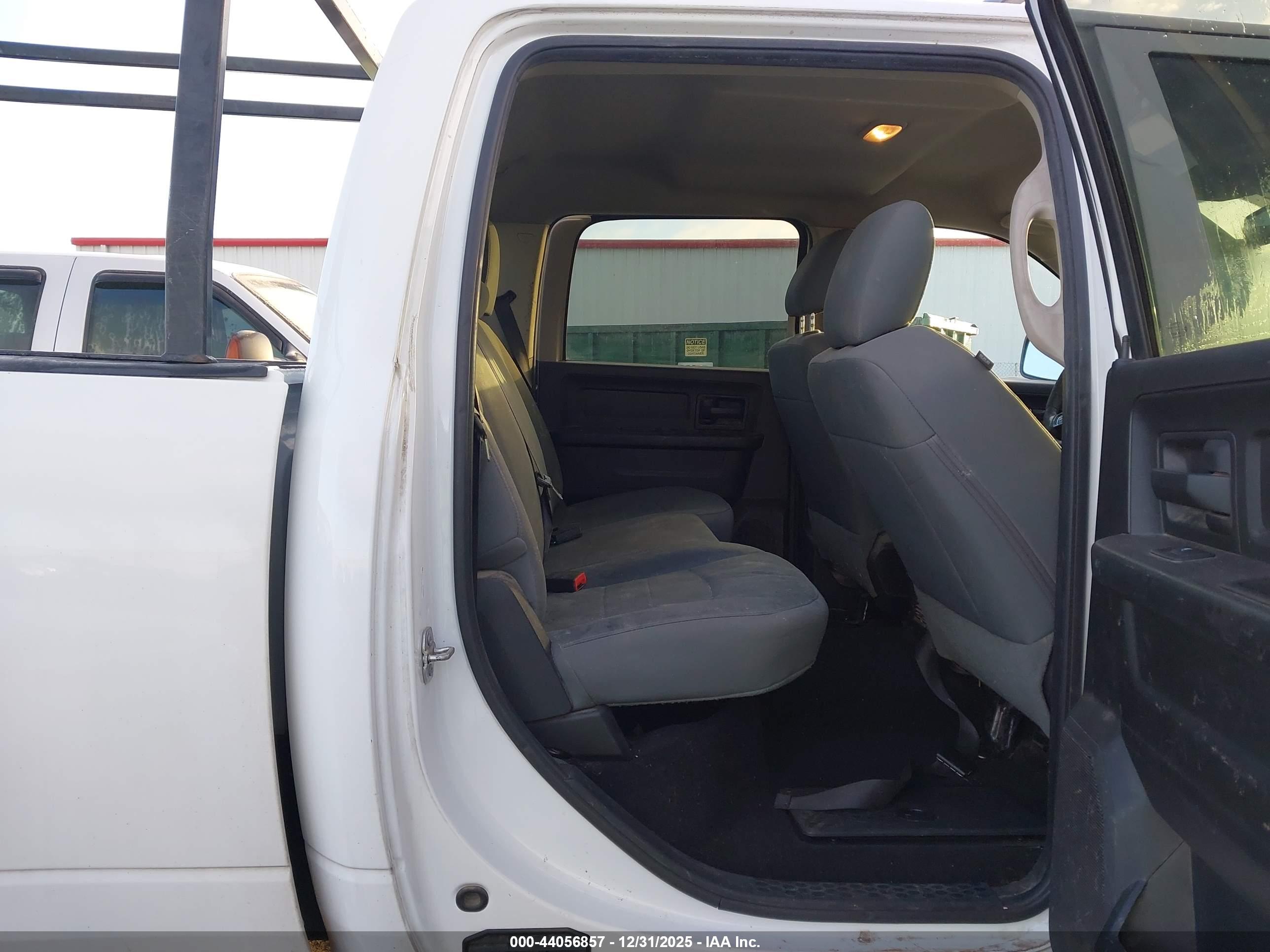 RAM 2500 image 8