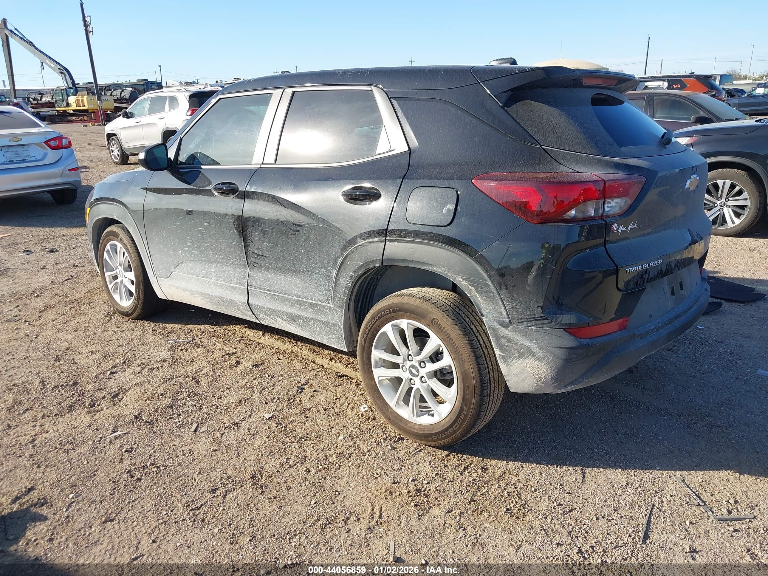 CHEVROLET TRAILBLAZER image 3