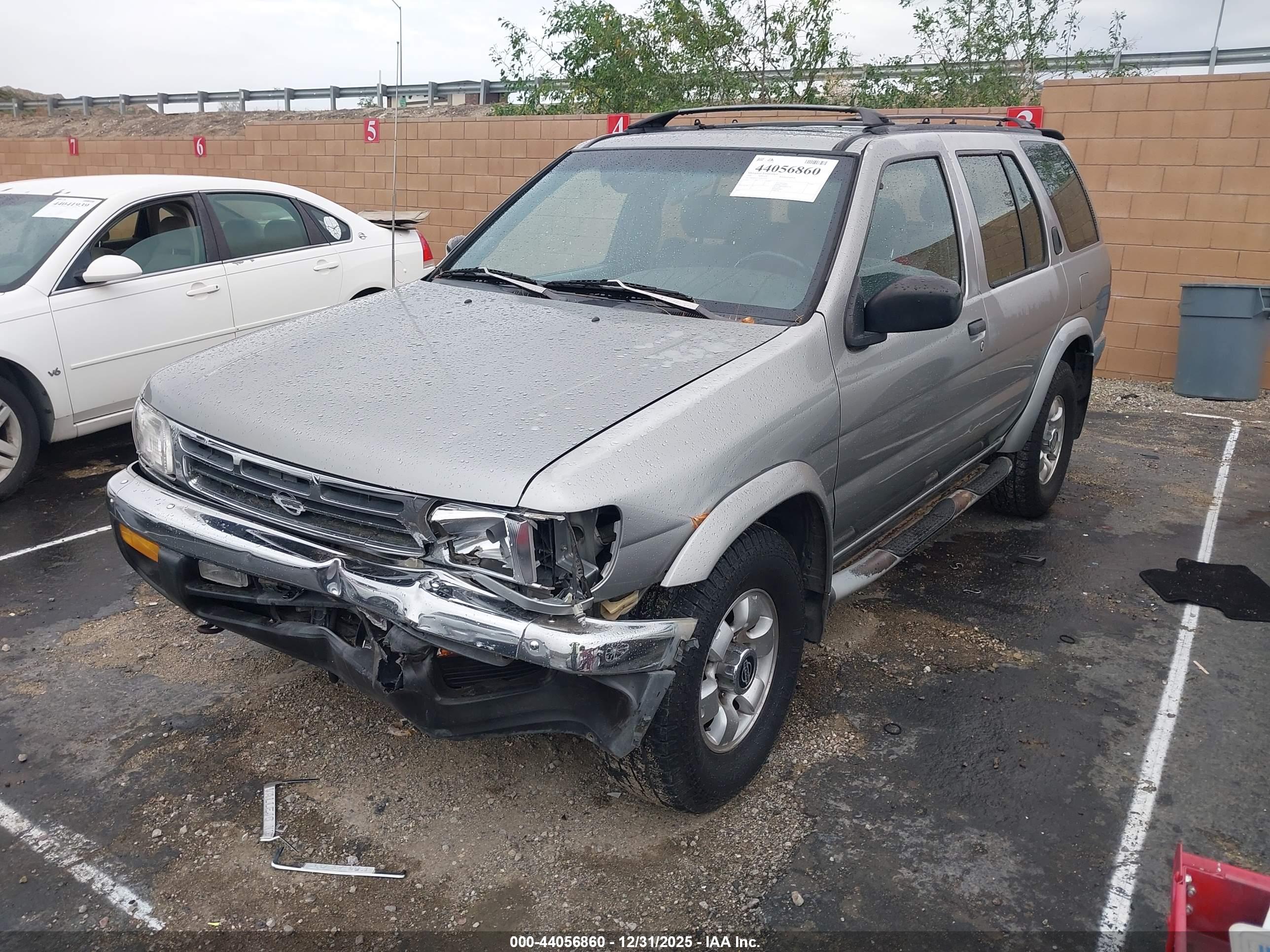 NISSAN PATHFINDER image 2