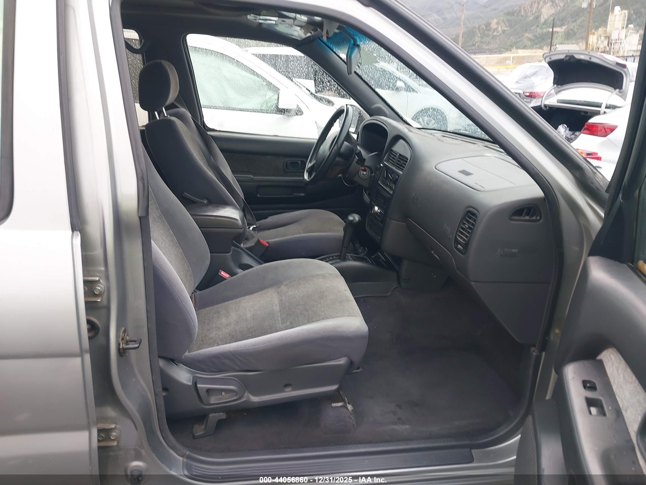 NISSAN PATHFINDER image 5