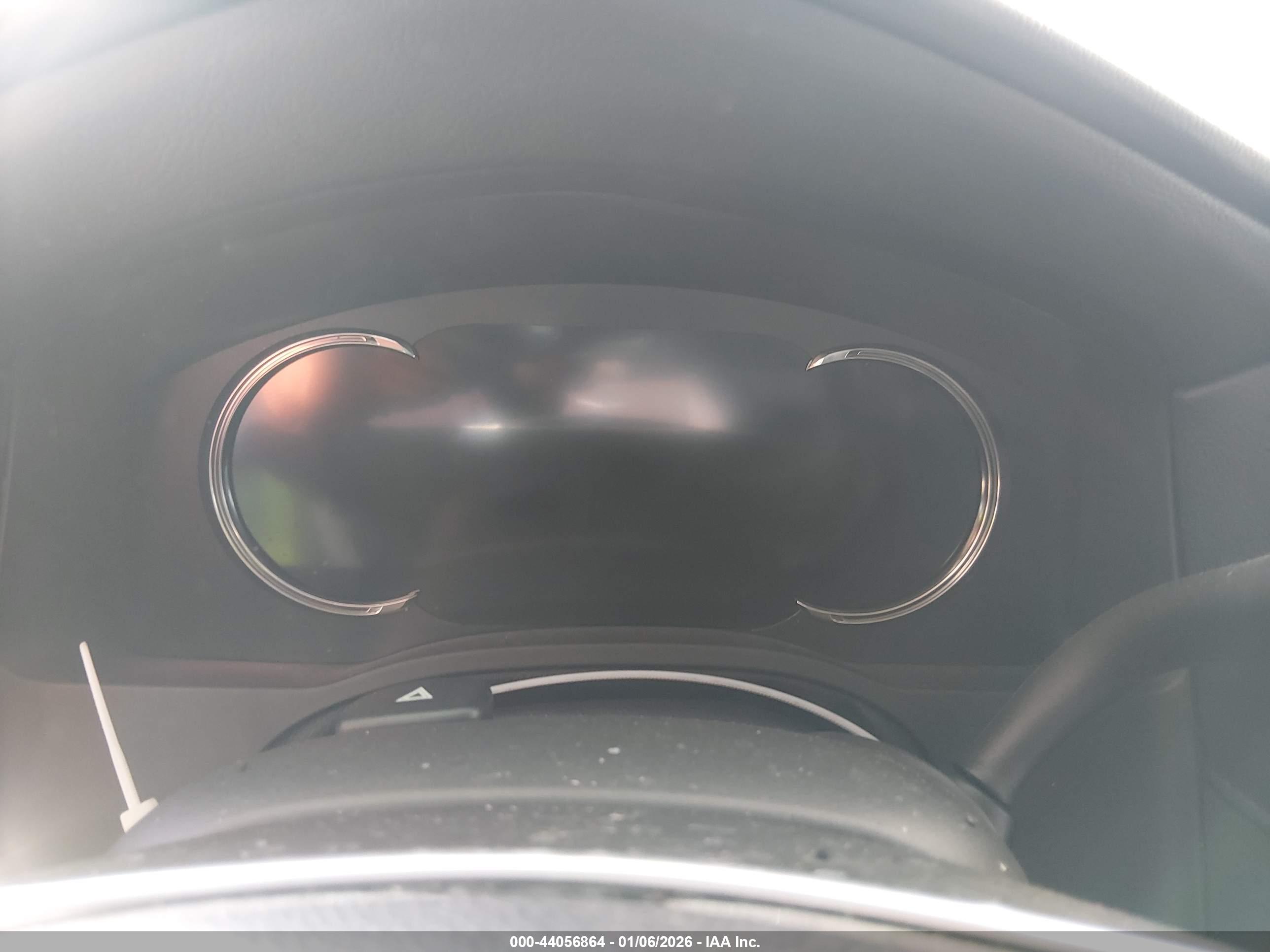 CADILLAC ESCALADE image 7