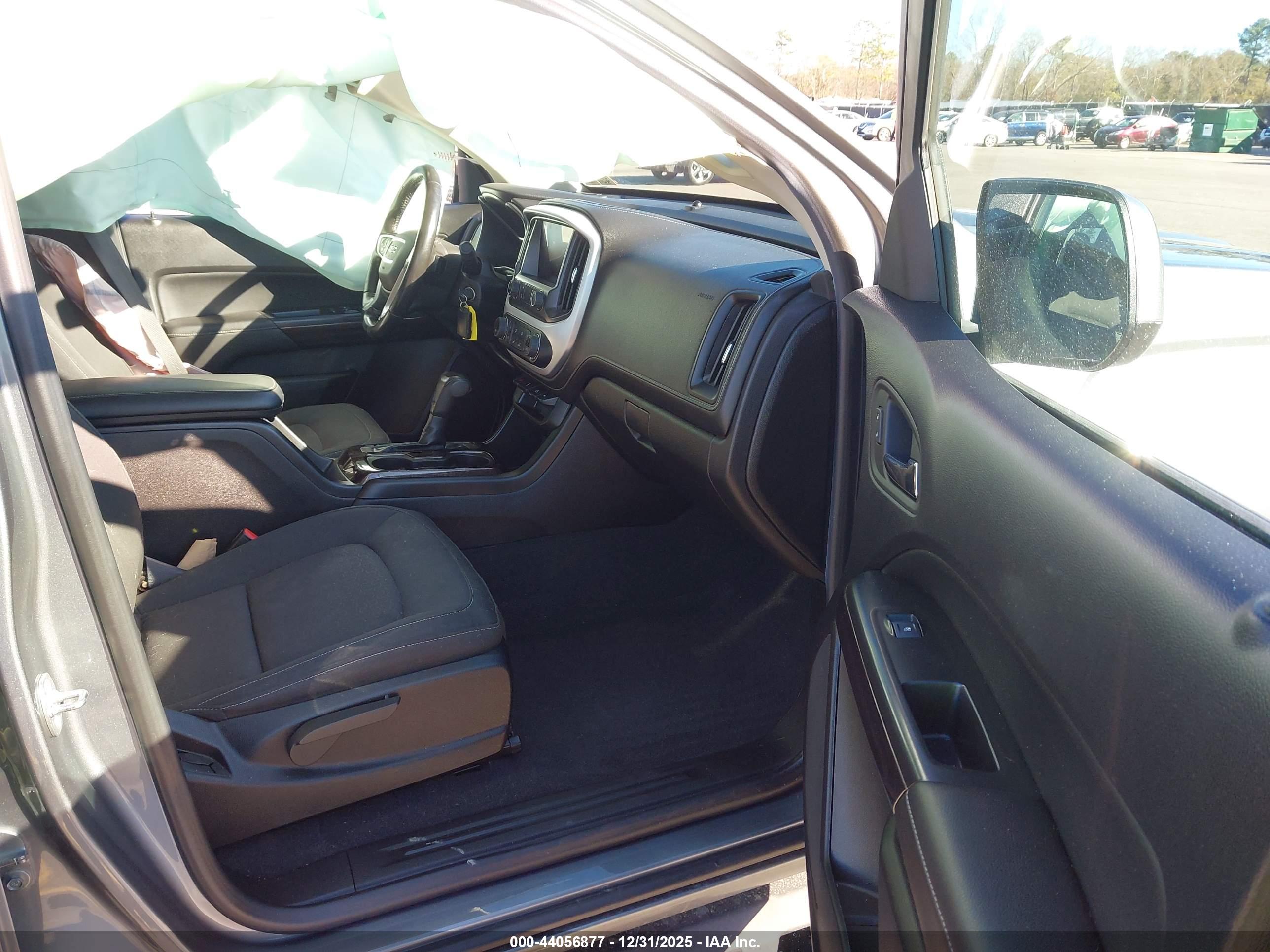 GMC CANYON image 5