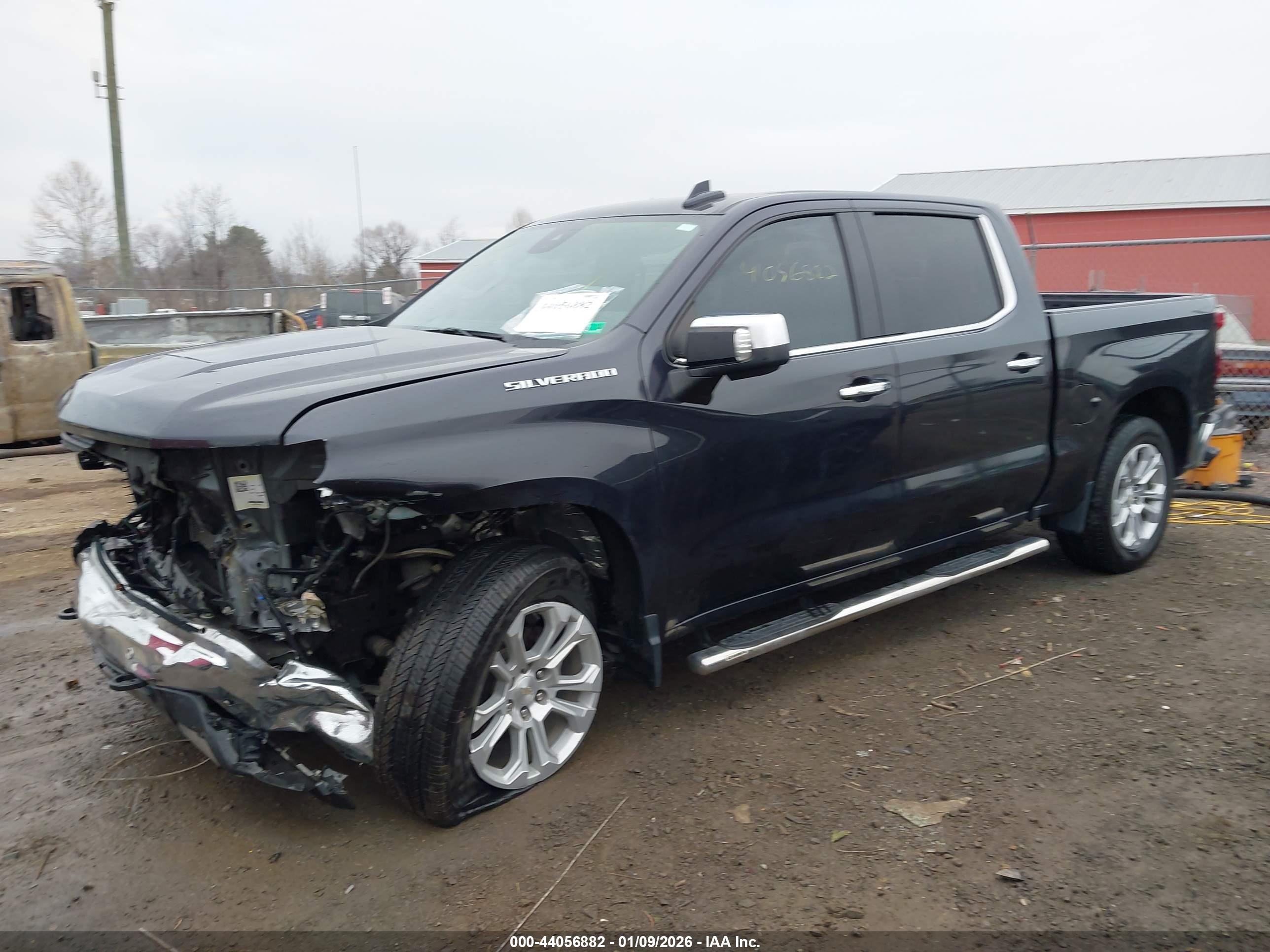 CHEVROLET SILVERADO image 2
