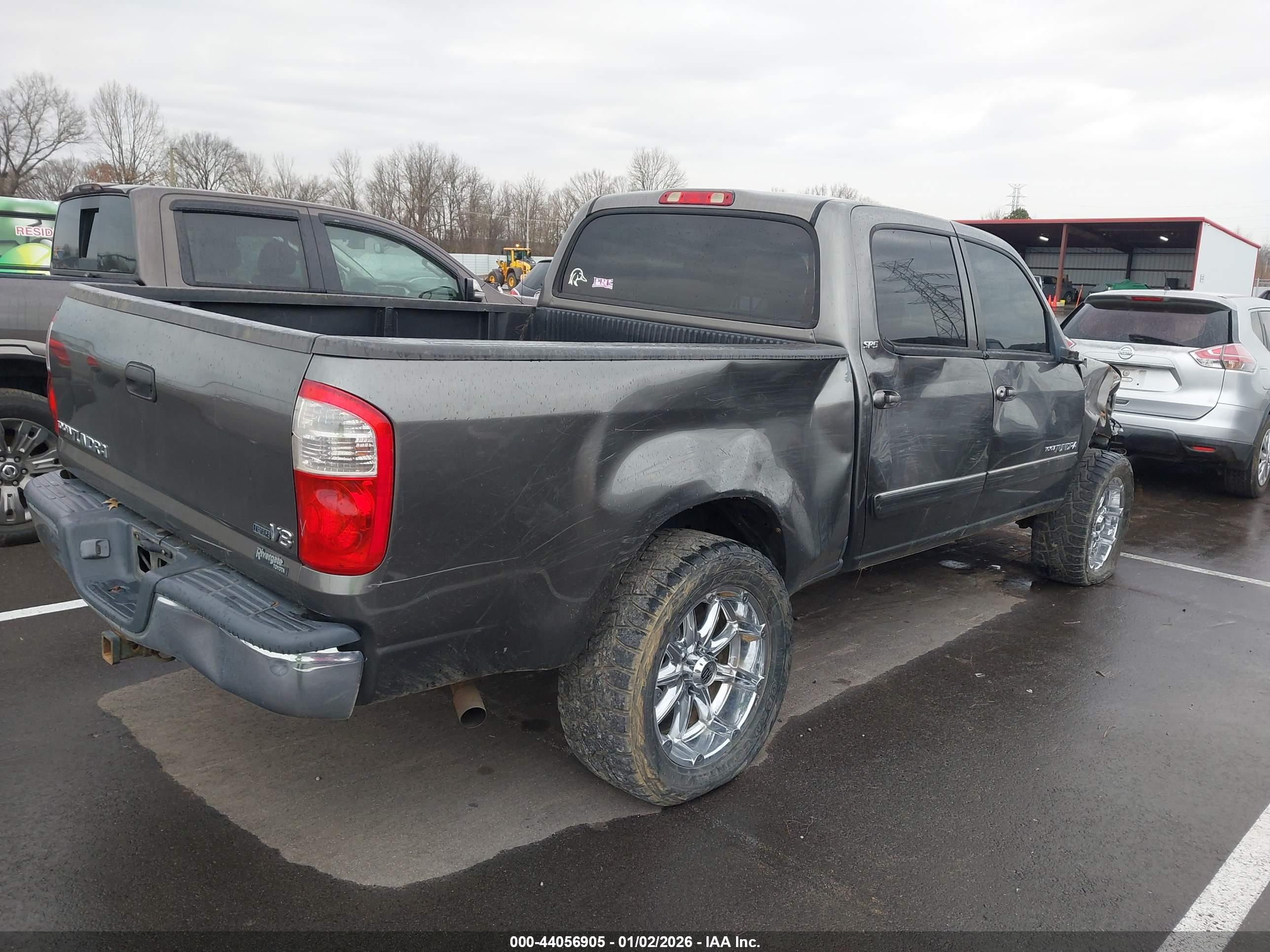 TOYOTA TUNDRA image 4
