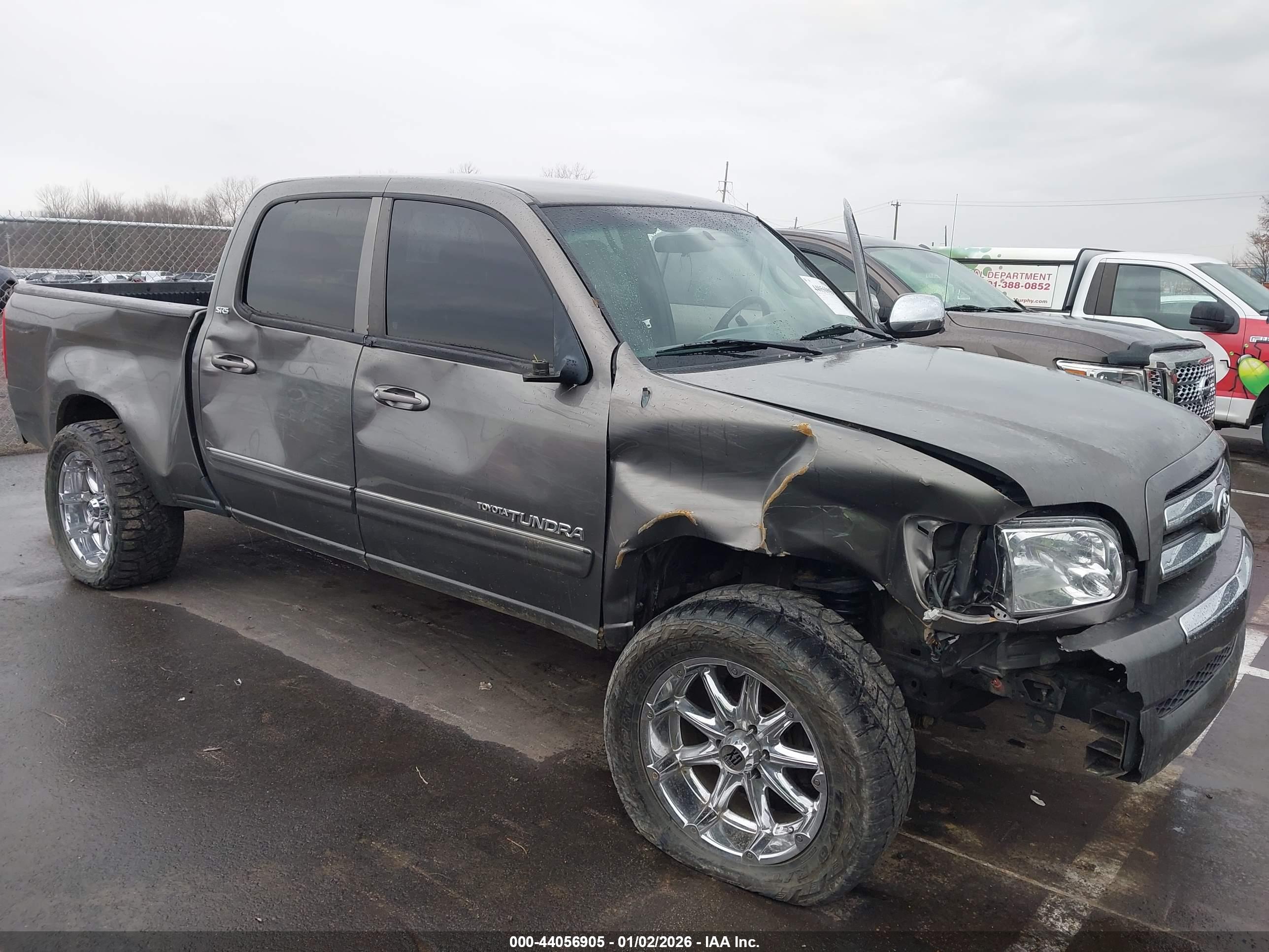 TOYOTA TUNDRA image 6