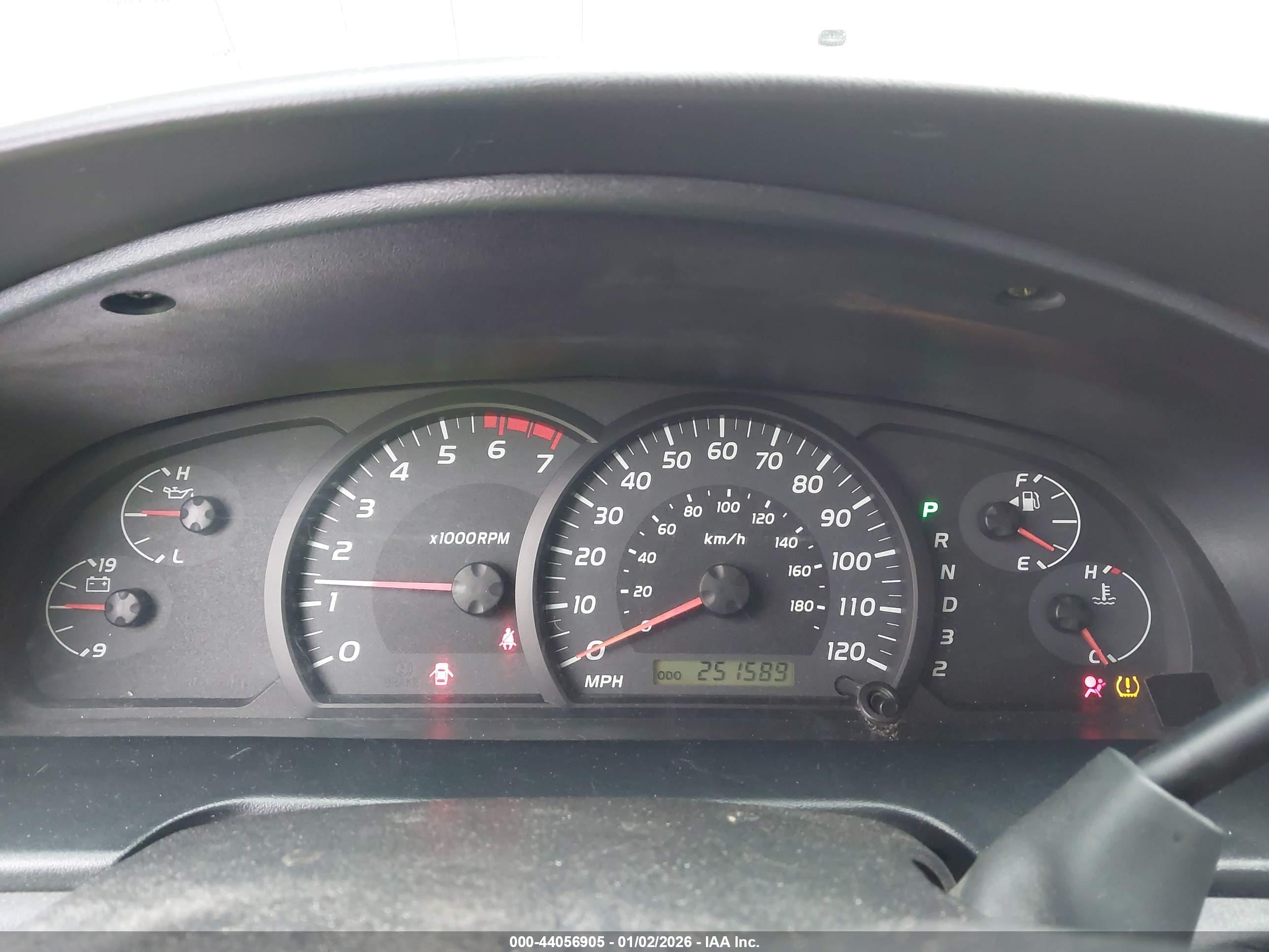 TOYOTA TUNDRA image 7