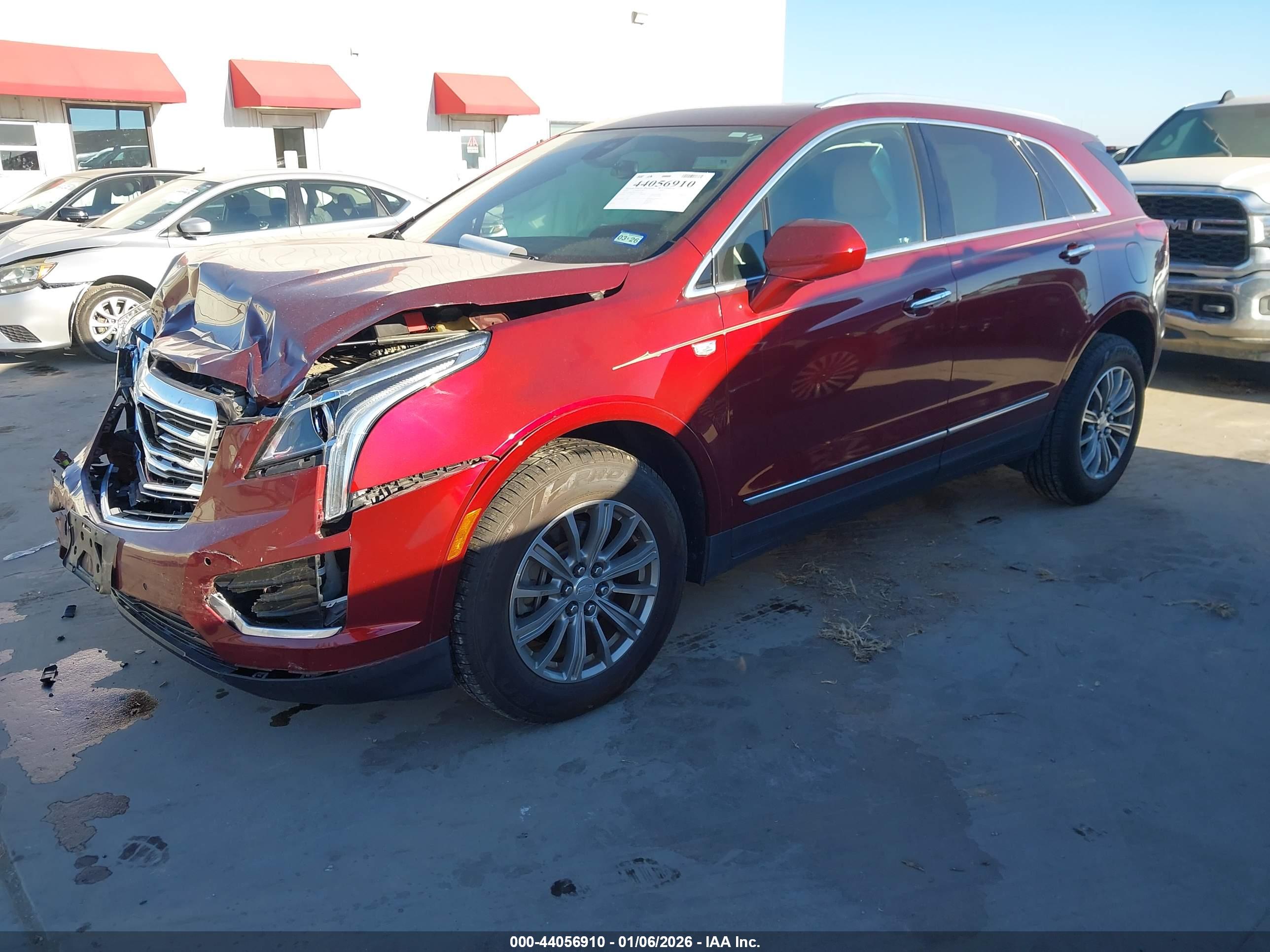 CADILLAC XT5 image 2