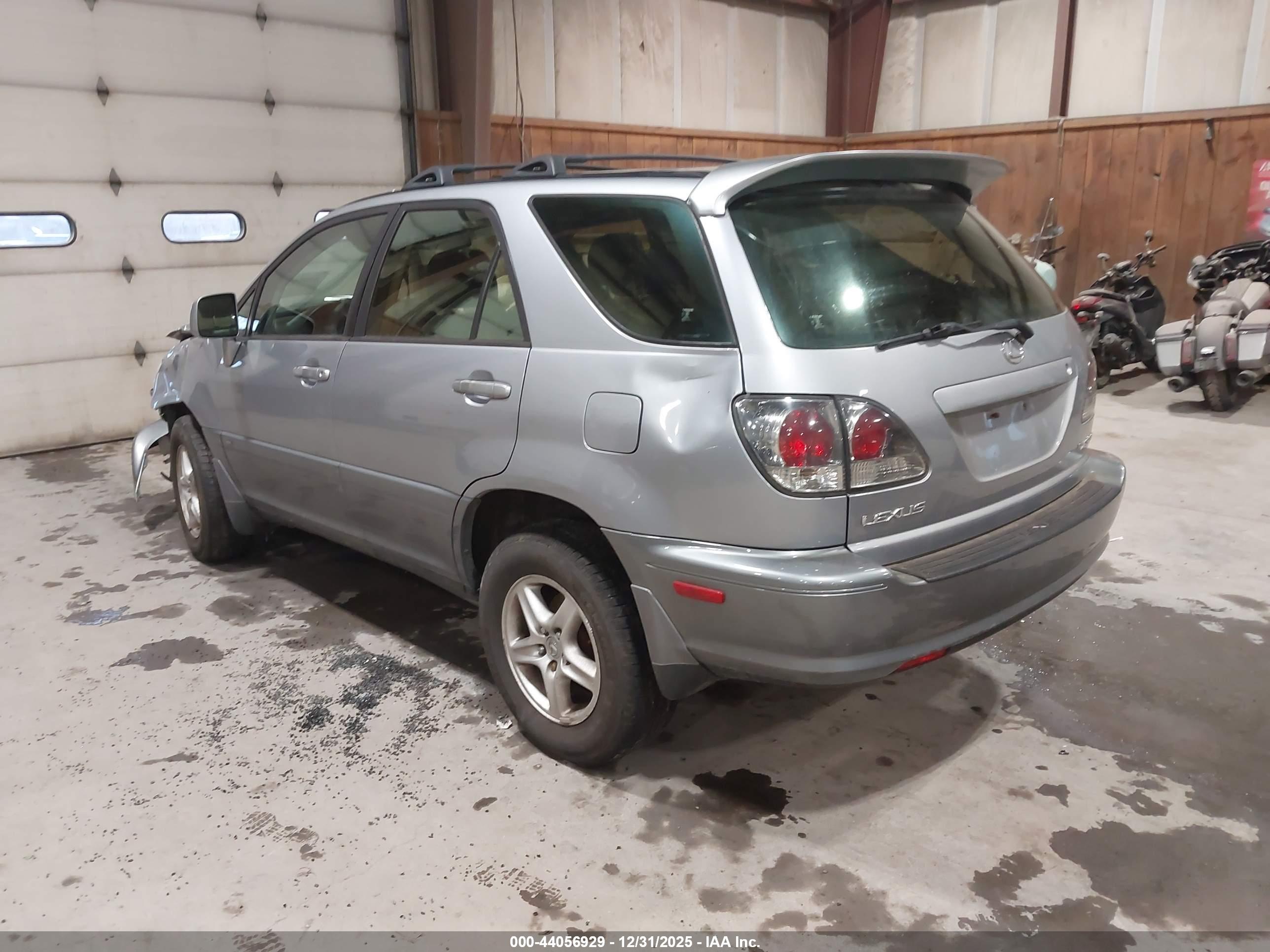 LEXUS RX image 3