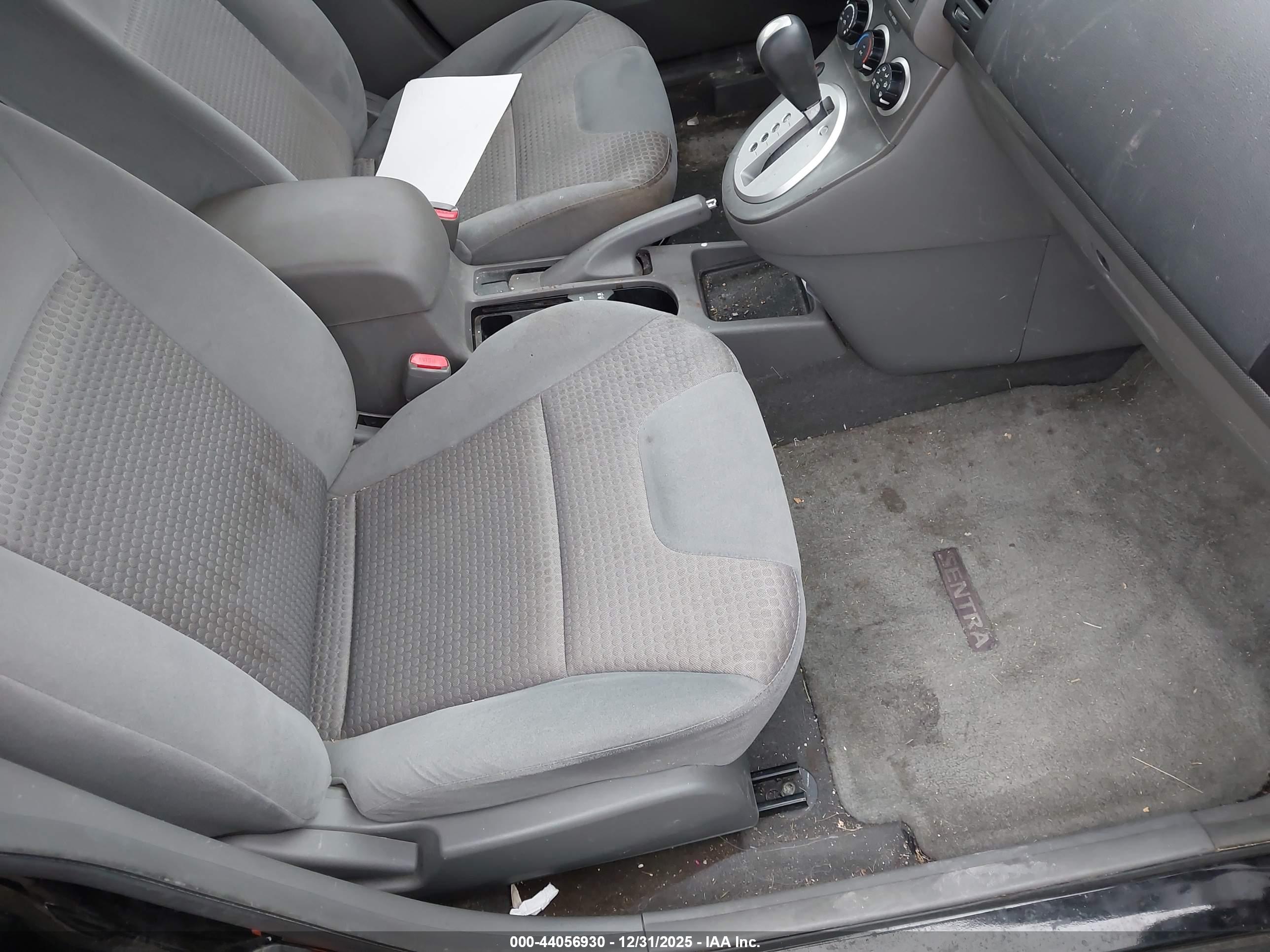 NISSAN SENTRA image 5
