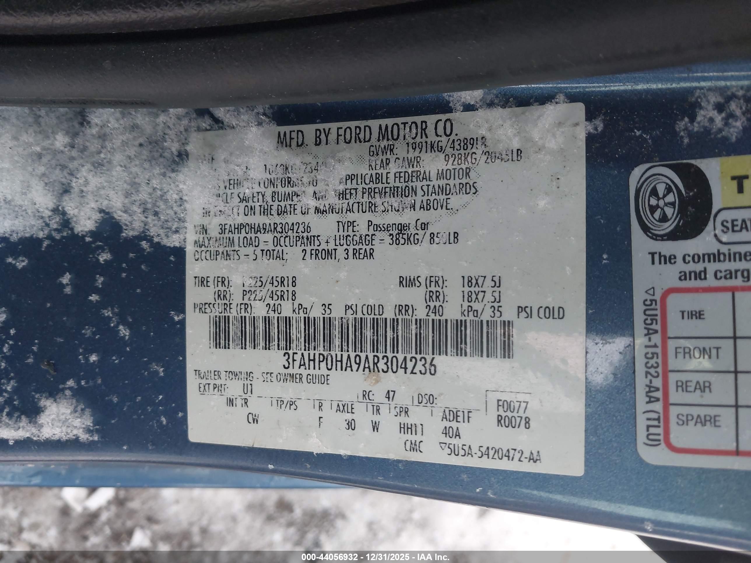 FORD FUSION image 9